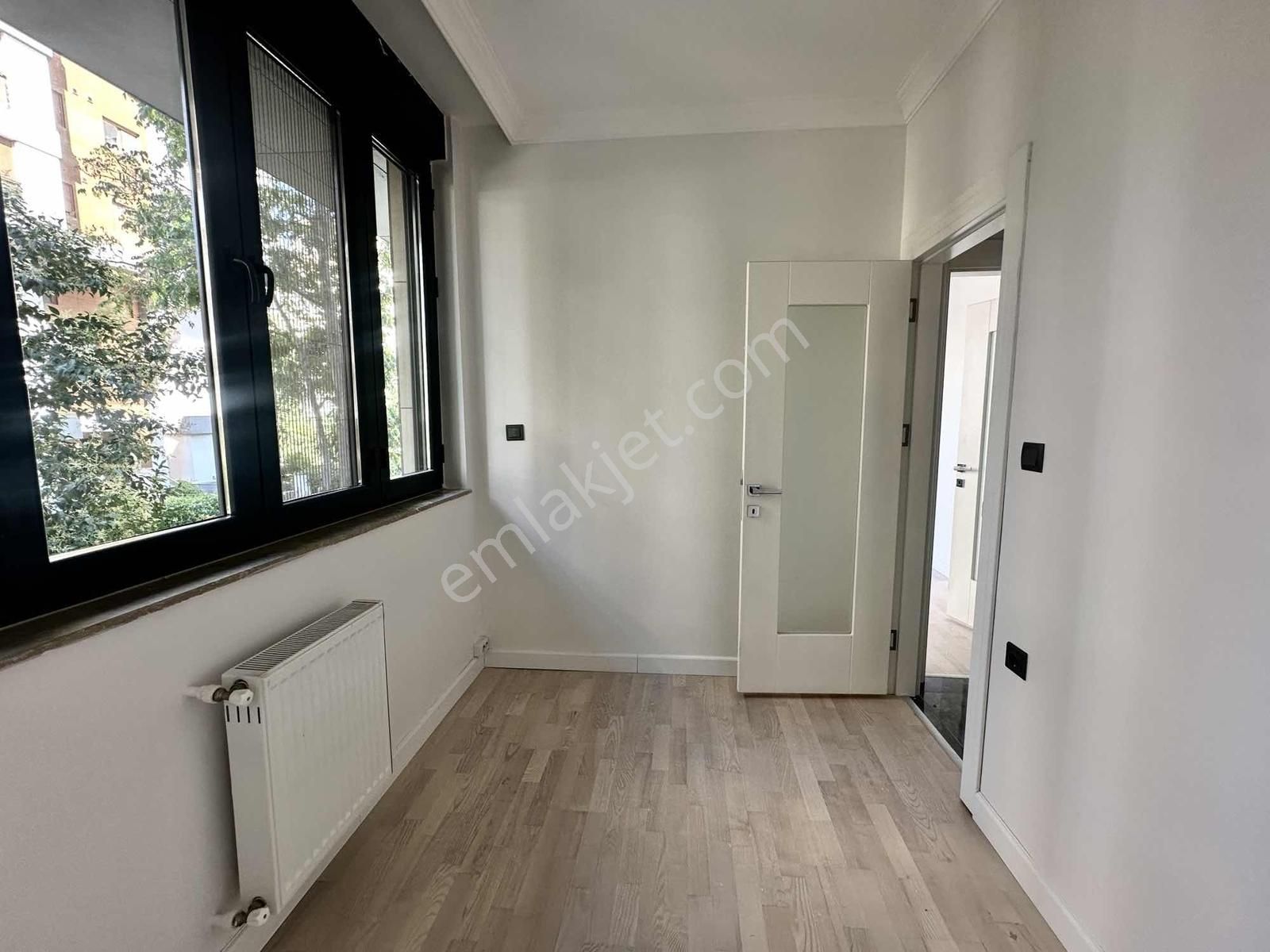Erenköy Değerbilir Sokakta 5 Yaşında Binada Ferah, Aydınlık - Görsel 19