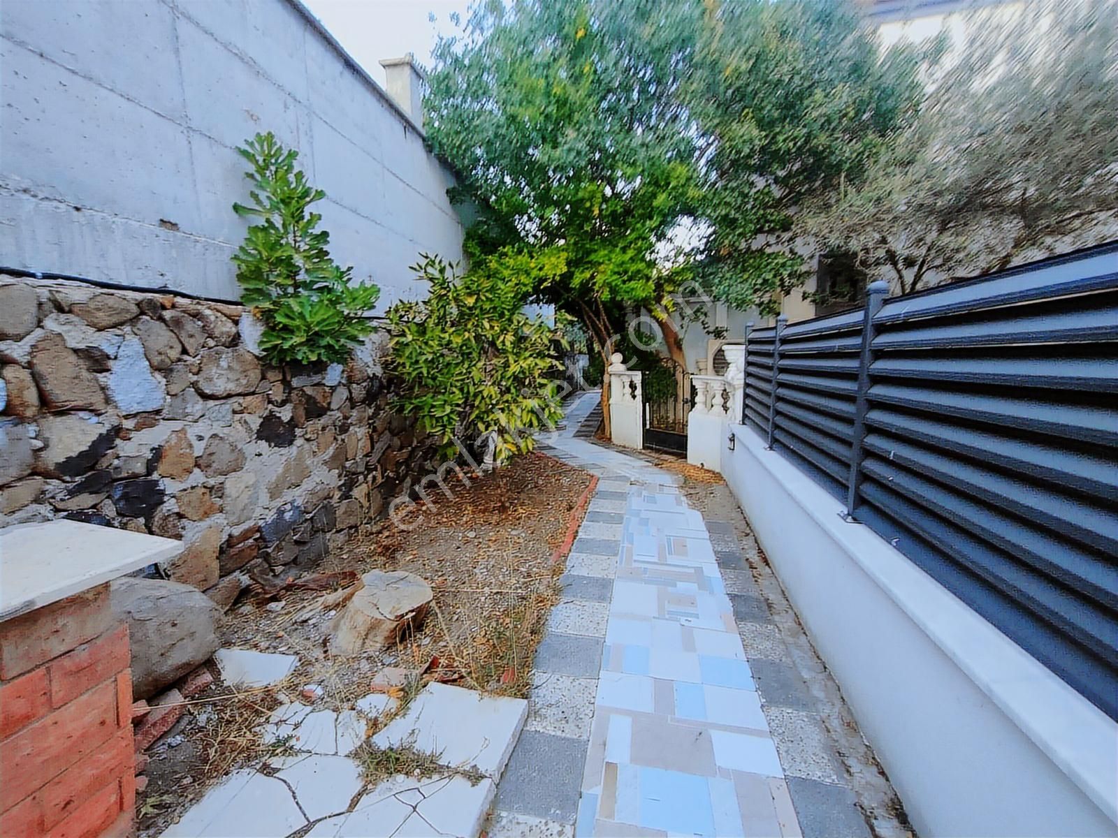 Onvest'ten / Cunda Adasında Müstakil Havuzlu Villa Denize 150m - Görsel 11