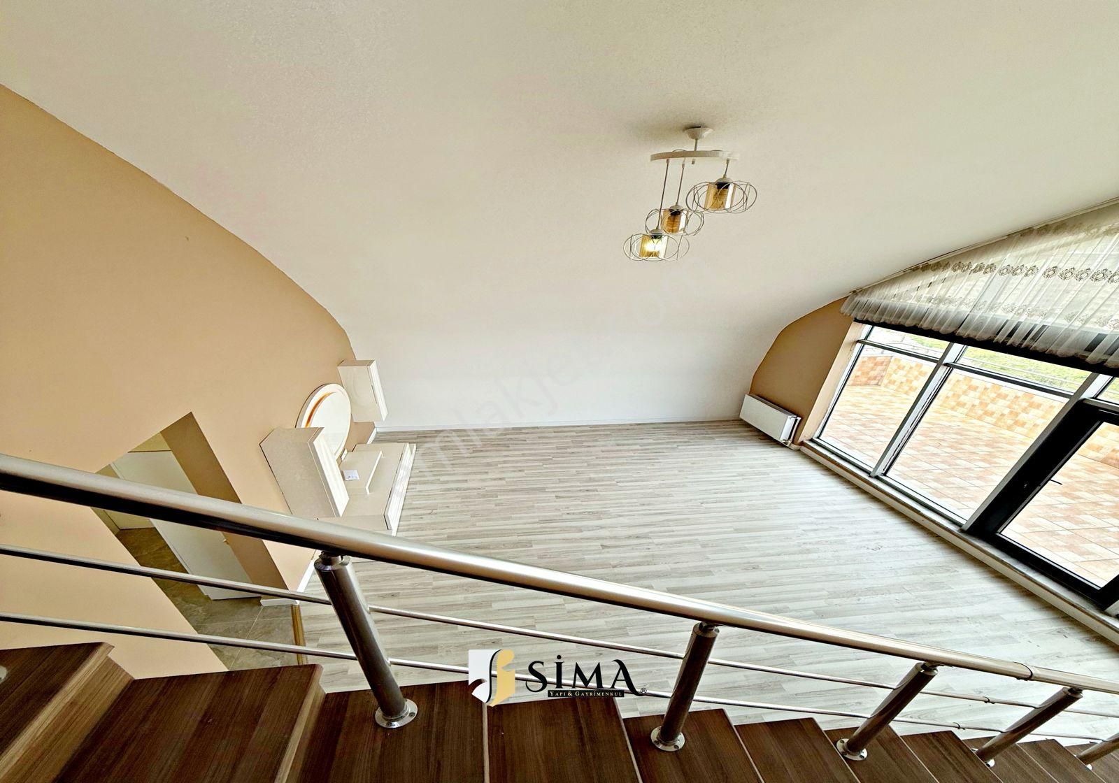 Cumhuriyet Metrobüse 5 Dk Şehir Manzaralı Teraslı 4+1 Daire! - Görsel 17