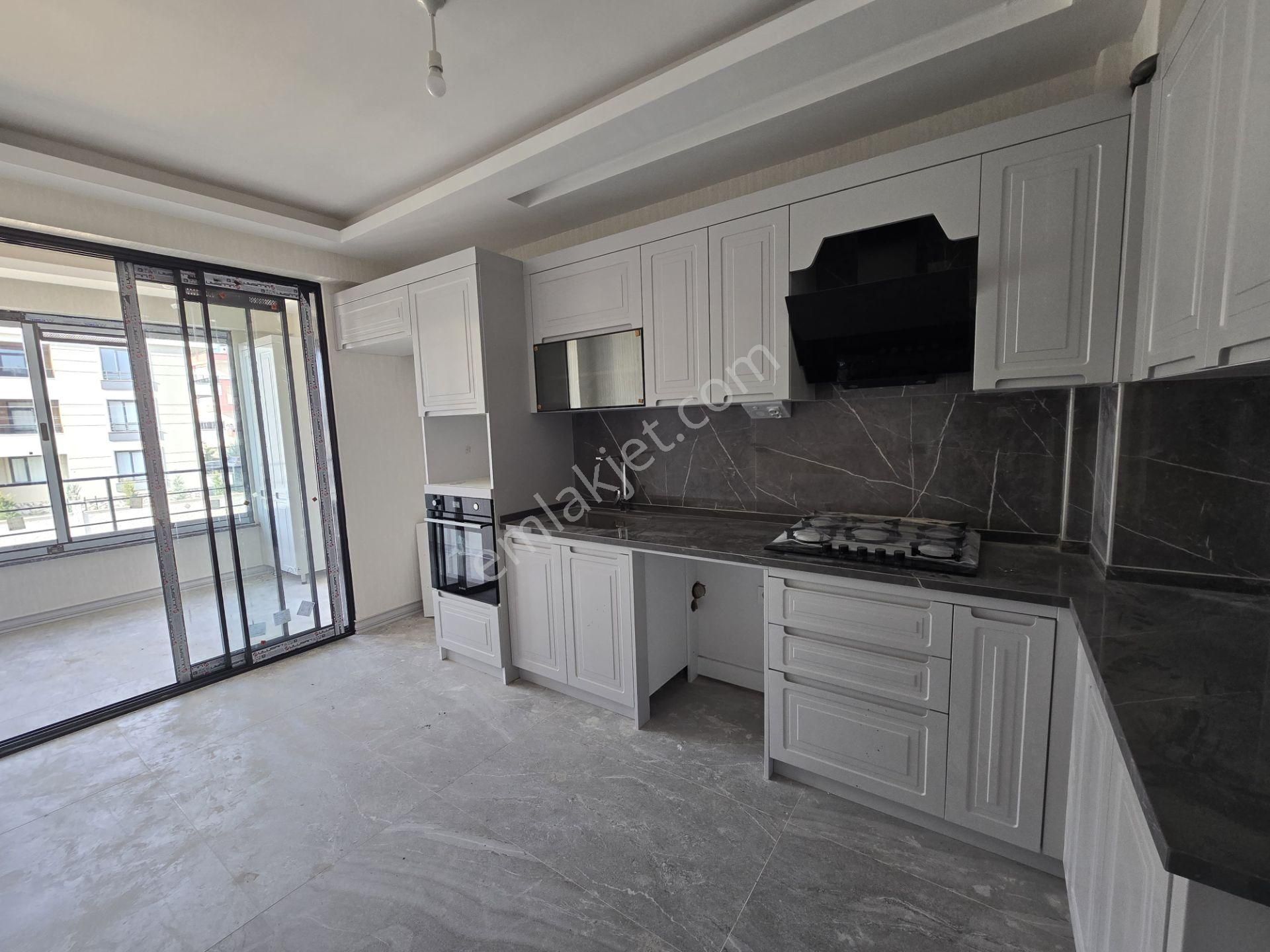 Ultra Lüx Sıfır Site İçerisin'de 3+1 Satılık Daireler - Görsel 4