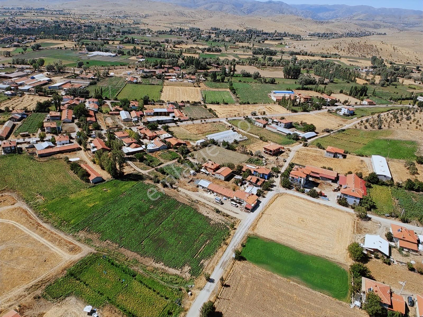 İlbey / Şuhut Merkez Taşlıca Mahallesinde Satılık Arsalar - Görsel 14