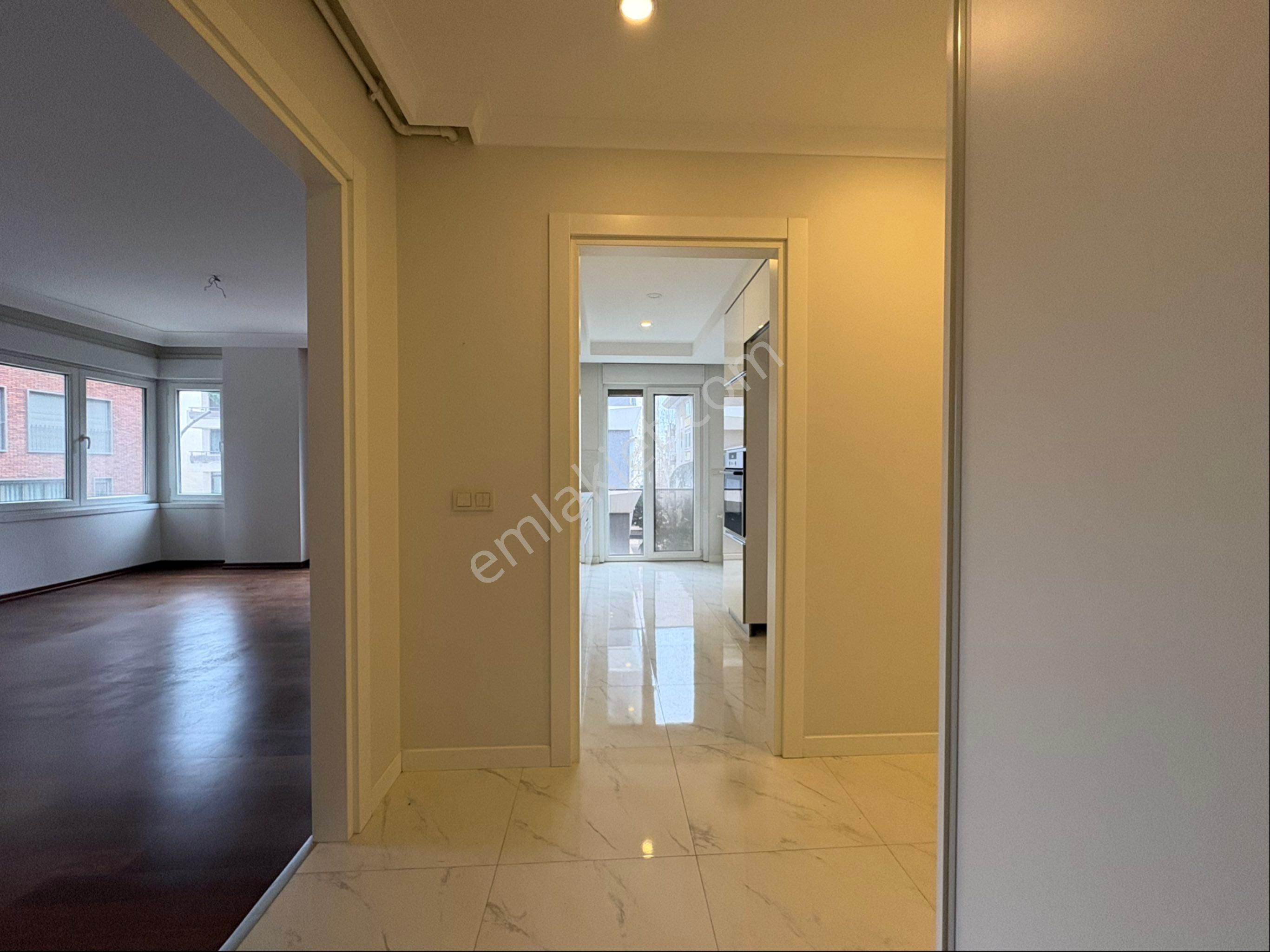 Oben'den Bağdat Caddesine 2. Binada 3+1 95 M² Net Kullanımlı - Görsel 33