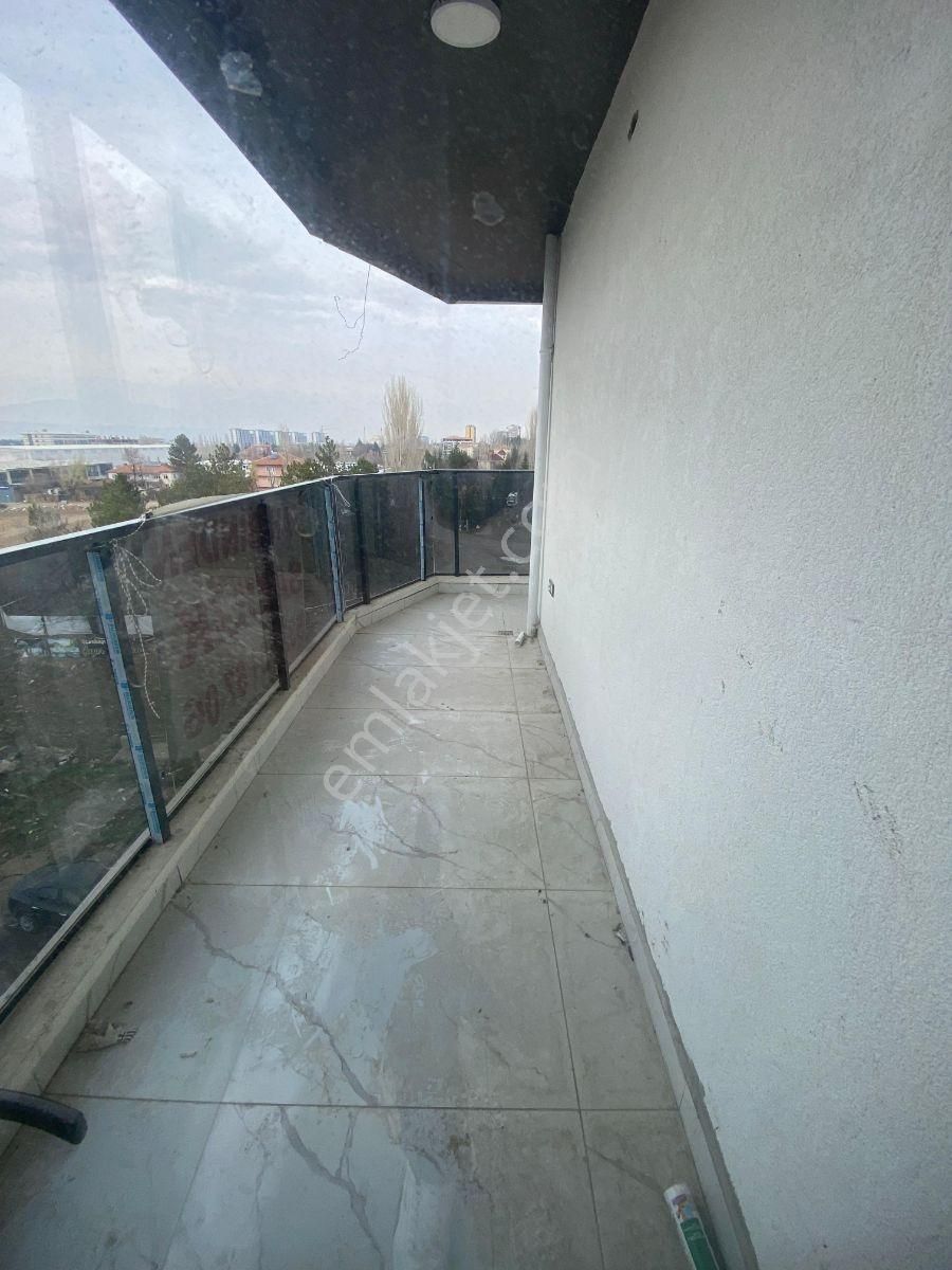 Ayzen Emlak'dan Altınova'da Sıfır Satılık Daire - Görsel 2