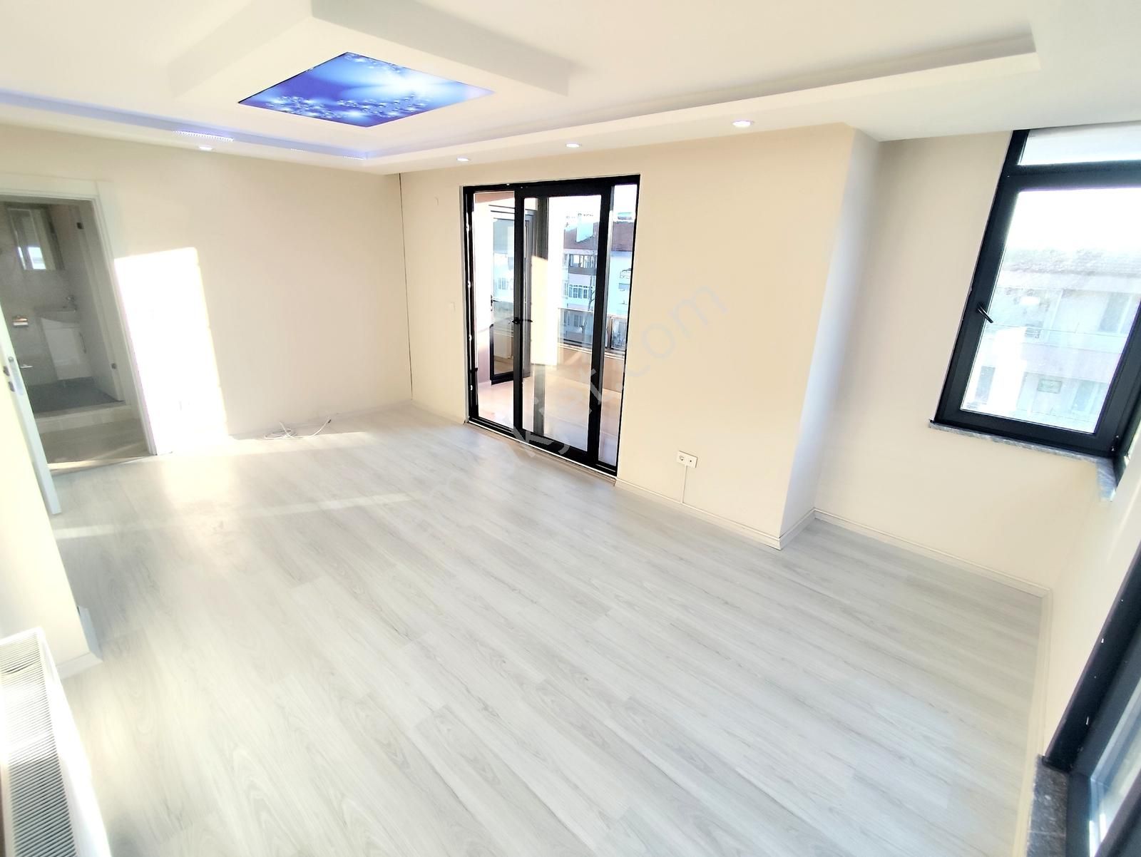 Akçay İkizçayın En Gözde Bölgesinde Geniş Ferah 3+1 Daire - Görsel 32