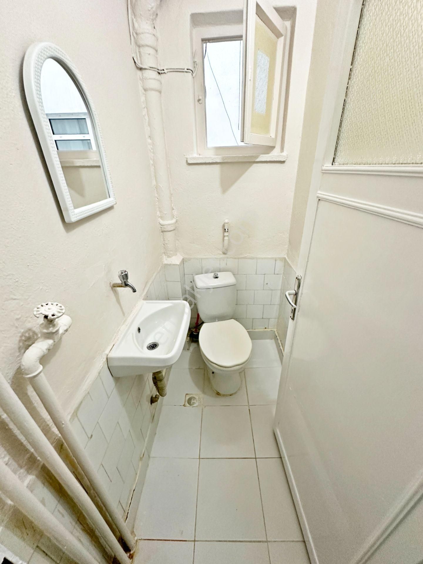 Aşağı Eğlence'de Giresun Caddesine Çok Yakın Mimarlar Sokakta Orta Katta 3+1 Yeni Boyalı Balkonlu! - Görsel 28