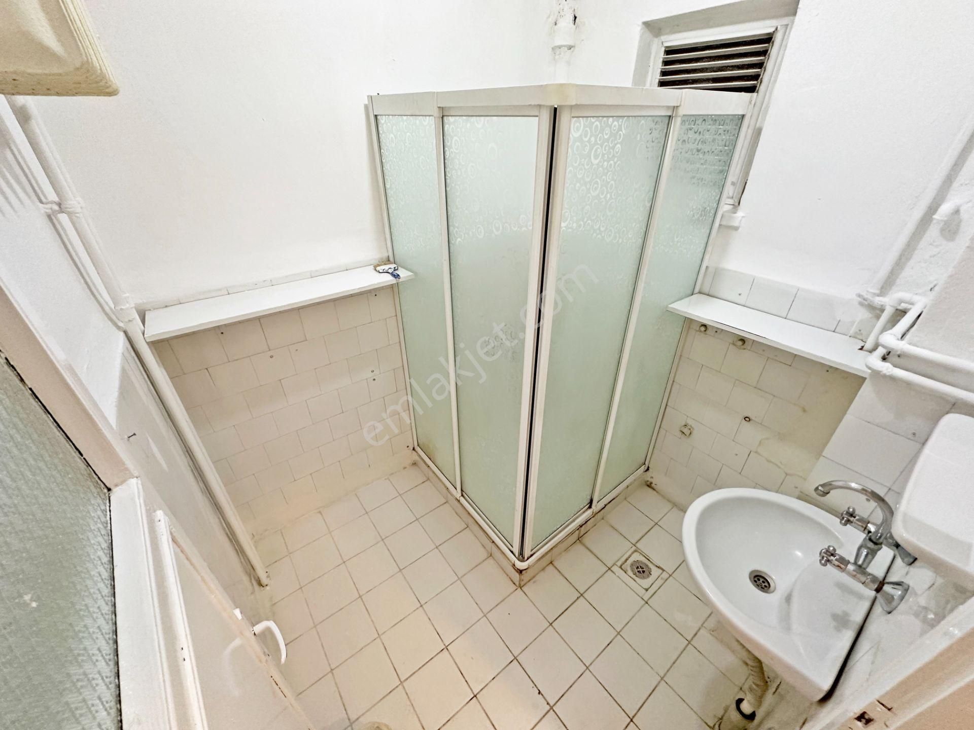 Aşağı Eğlence'de Giresun Caddesine Çok Yakın Mimarlar Sokakta Orta Katta 3+1 Yeni Boyalı Balkonlu! - Görsel 29