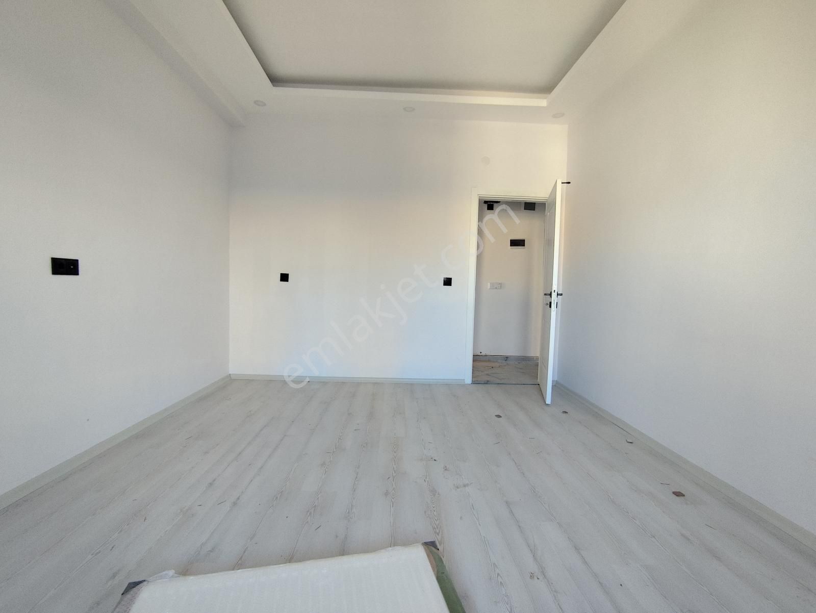 Acar Emlaktan Çarşı Merkezde 80m2 1+1 Çift Cepheli Büro Ofis - Görsel 15