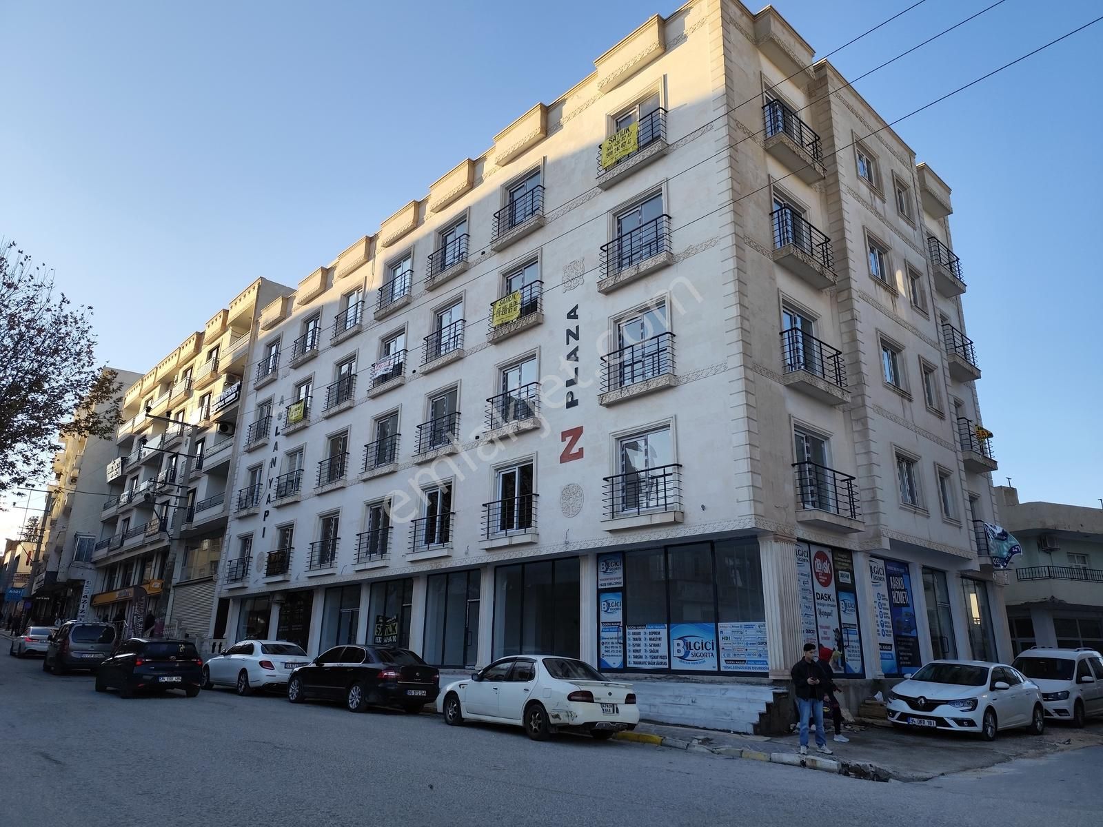 Acar Emlaktan Çarşı Merkezde 80m2 1+1 Çift Cepheli Büro Ofis