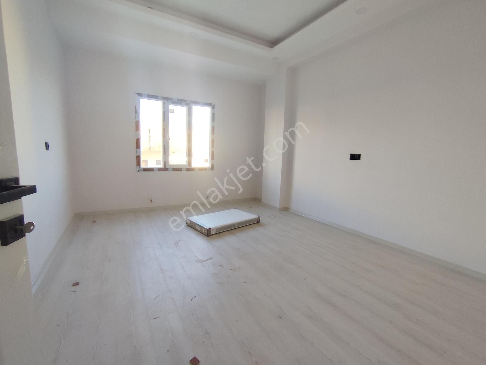 Acar Emlaktan Çarşı Merkezde 80m2 1+1 Çift Cepheli Büro Ofis - Görsel 2