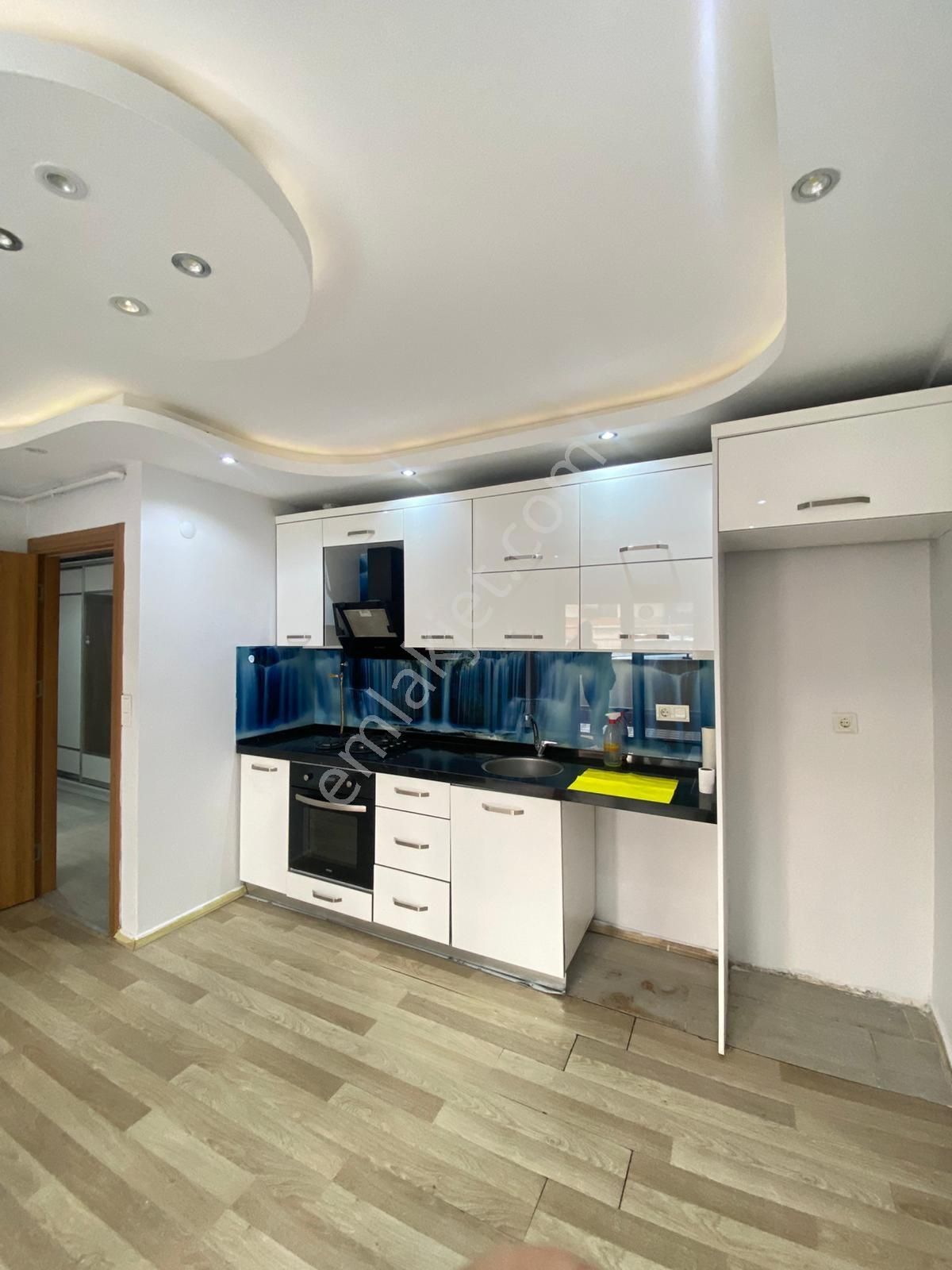 Buca Laleli Mahallesi/60m2/bahçeli,8yıllk/izbana 10dk/cad 100met - Görsel 6