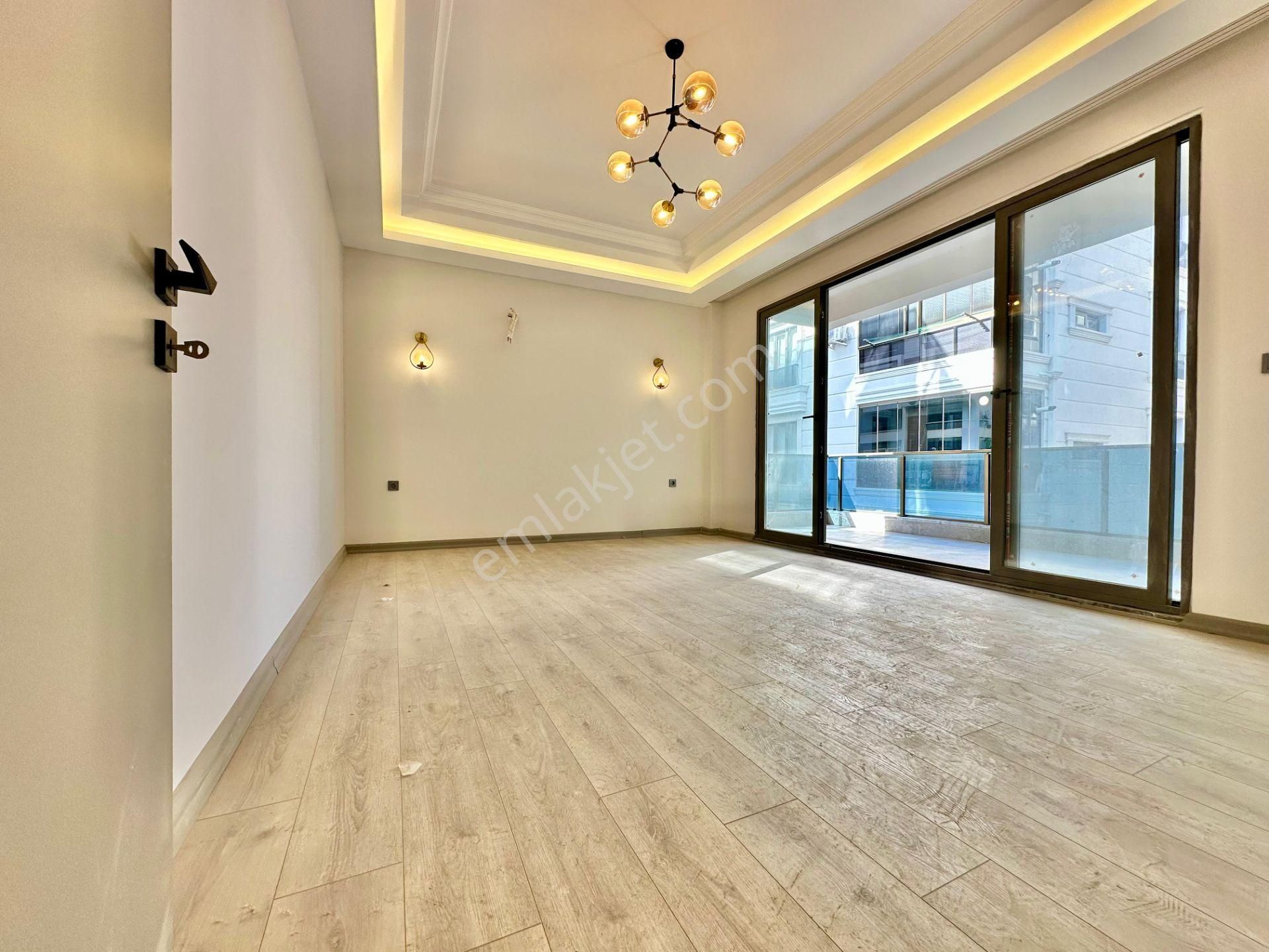 ꧁ay Emlaktan꧂altınkum'da Arakat Modern Tasarım Ebeveyn Banyolu Satılık 2+1 Ultra Lüks Daire - Görsel 8