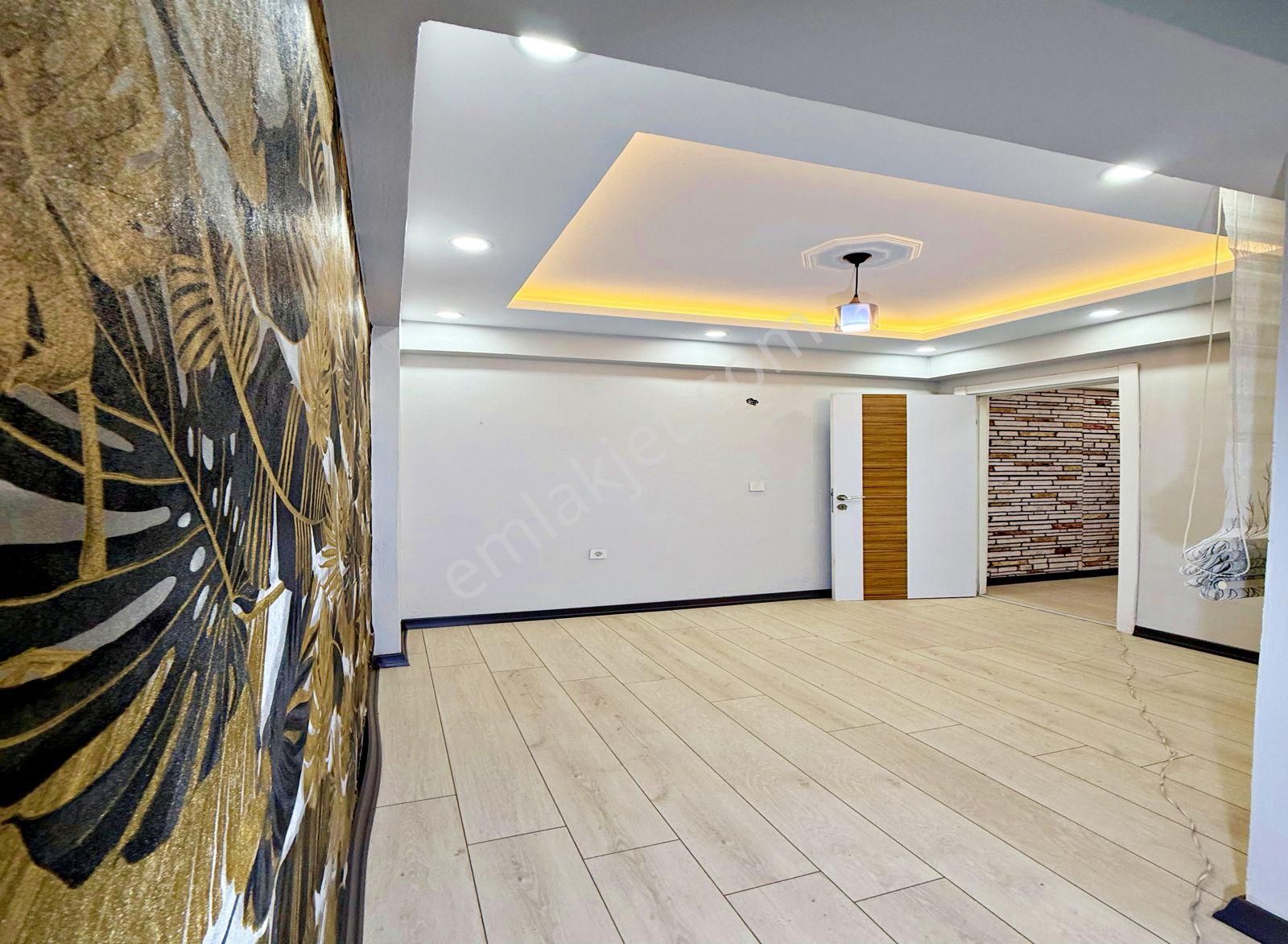 Yeşilkent Mahallesinde Caddeye 4 Dk 2+1 Bahçe Kullanımlı Fırsat Daire!! - Görsel 19