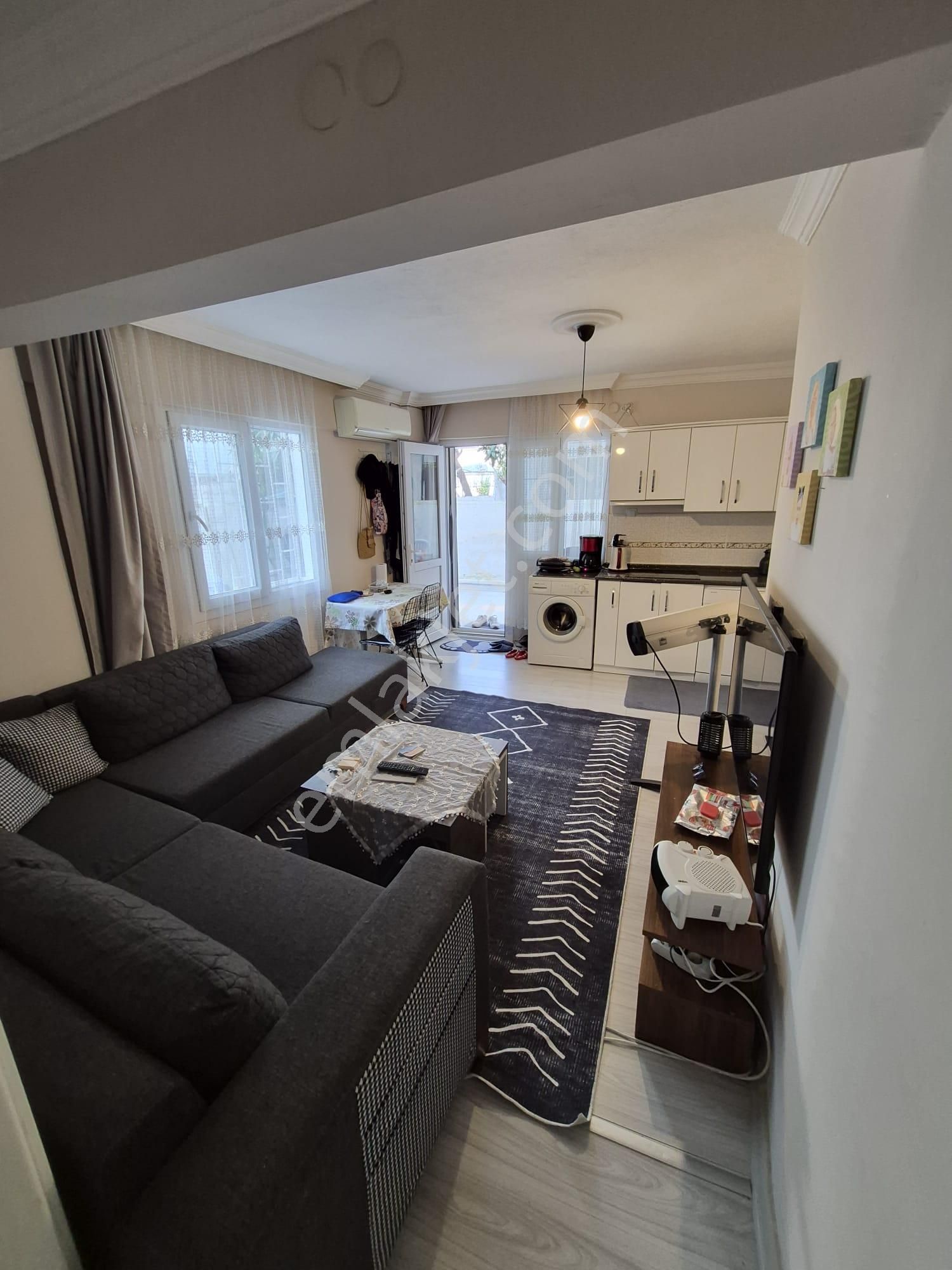 Didim Çamlık Mah.müstakil Girişli Satılık Bahçe Katı 2+1 Masrafsız Daire