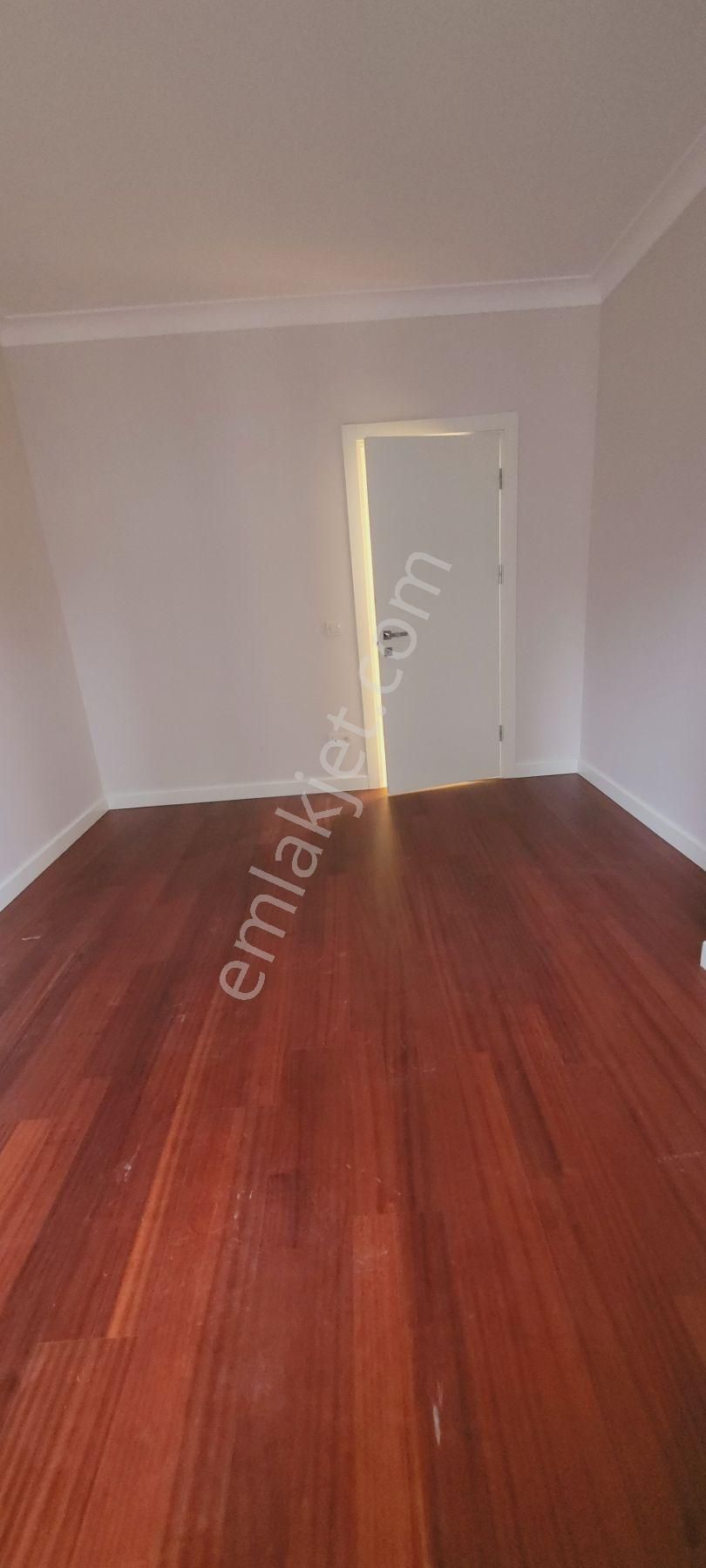 Şaşkınbakkal Sahilde 3yıllık Bina Da 3+1 Net 120m2 - Görsel 14
