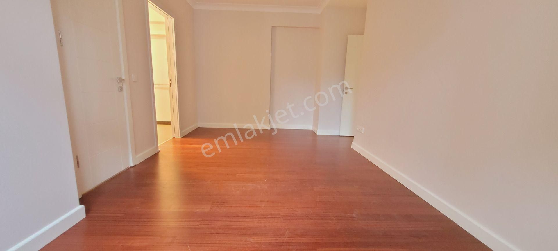 Şaşkınbakkal Sahilde 3yıllık Bina Da 3+1 Net 120m2 - Görsel 19