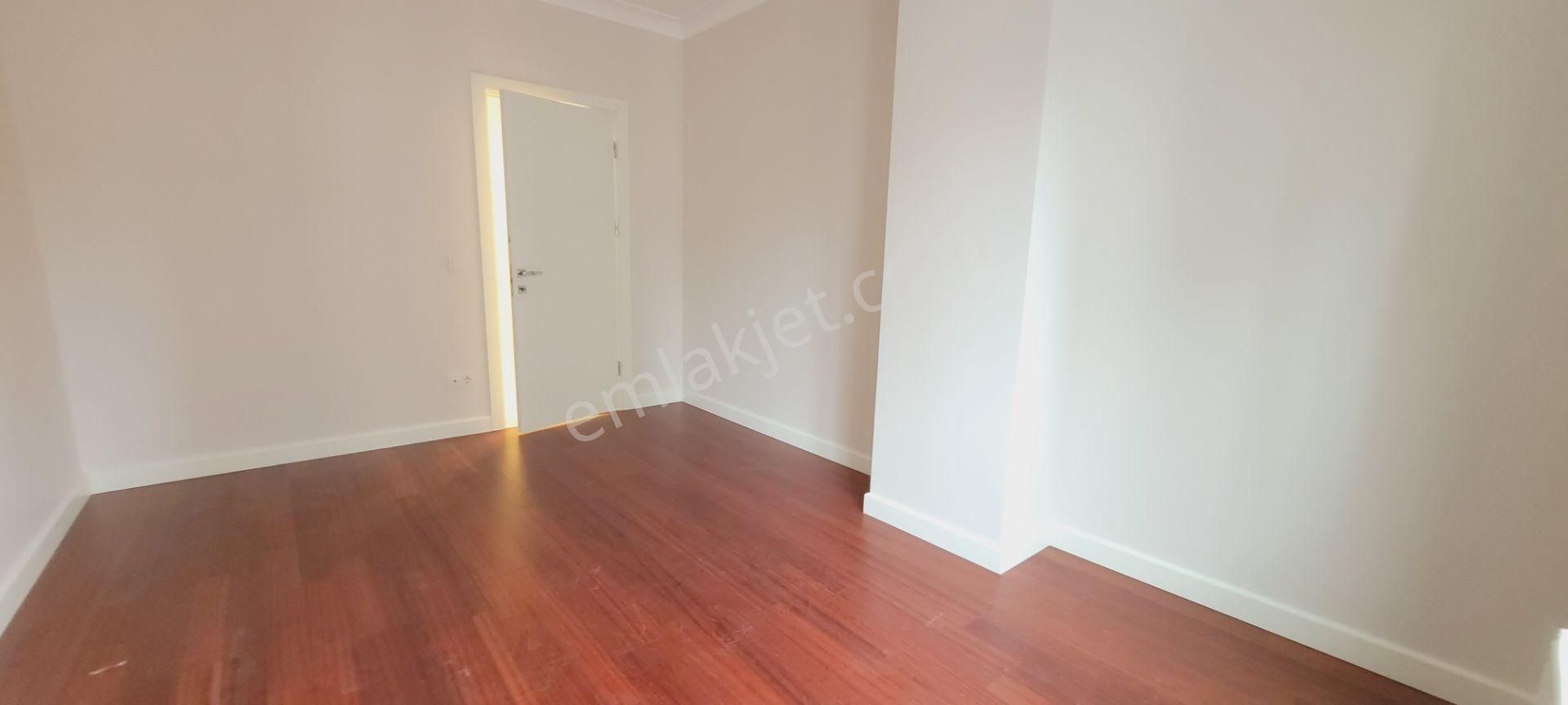 Şaşkınbakkal Sahilde 3yıllık Bina Da 3+1 Net 120m2 - Görsel 15