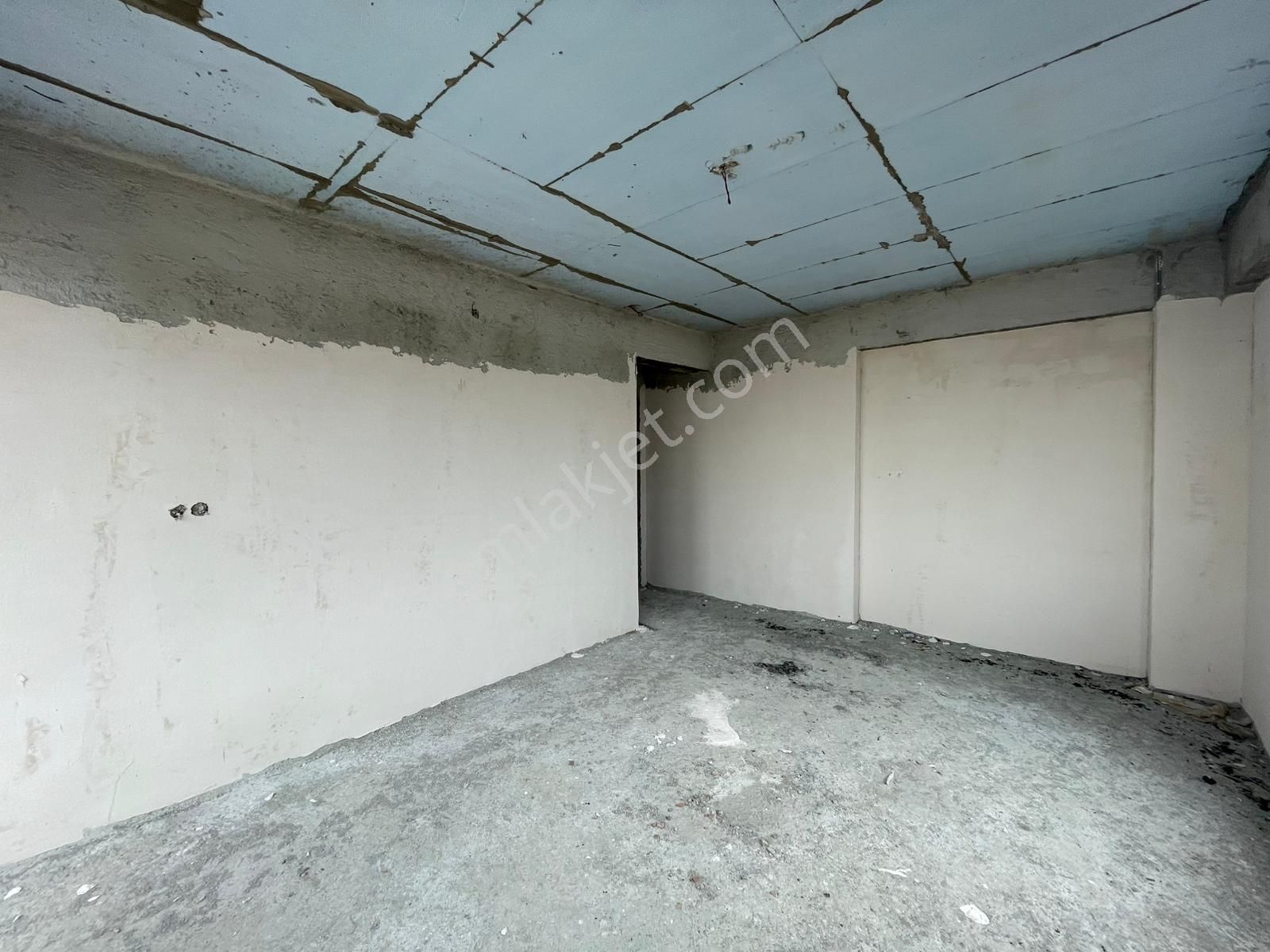 Afyon Üçok Emlaktan Mareşal F Çakmak Mah Satılık 2+1 Sıfır Lüx Ebebeyn Banyolu Daire - Görsel 9