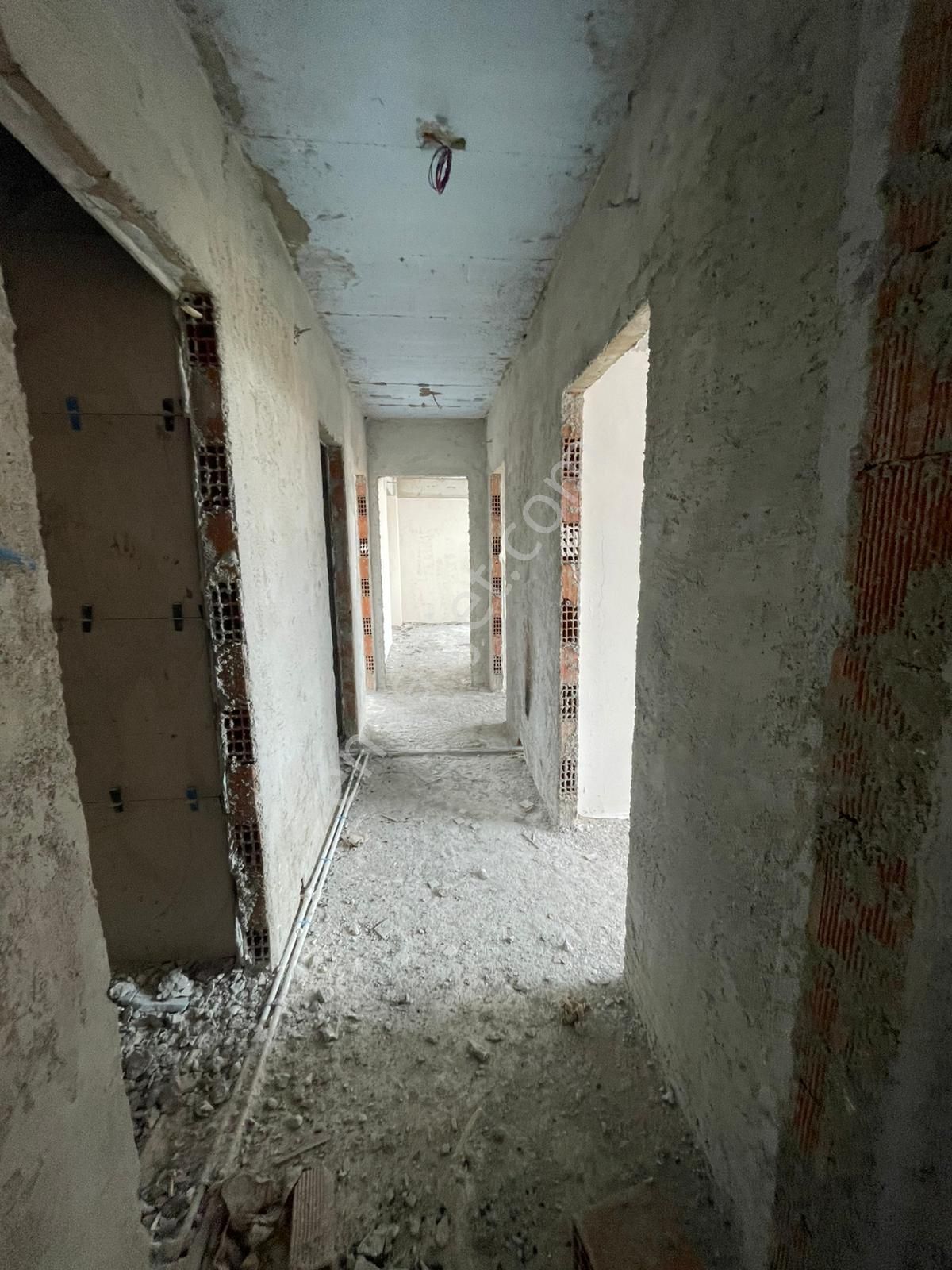 Afyon Üçok Emlaktan Mareşal F Çakmak Mah Satılık 2+1 Sıfır Lüx Ebebeyn Banyolu Daire - Görsel 3