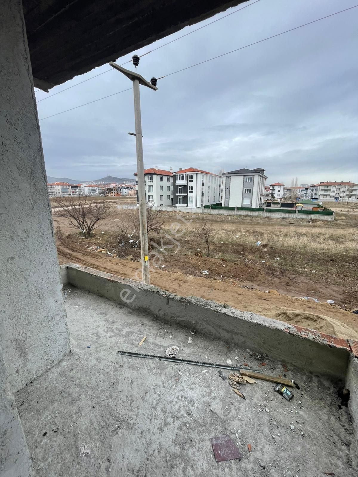 Afyon Üçok Emlaktan Mareşal F Çakmak Mah Satılık 2+1 Sıfır Lüx Ebebeyn Banyolu Daire - Görsel 12