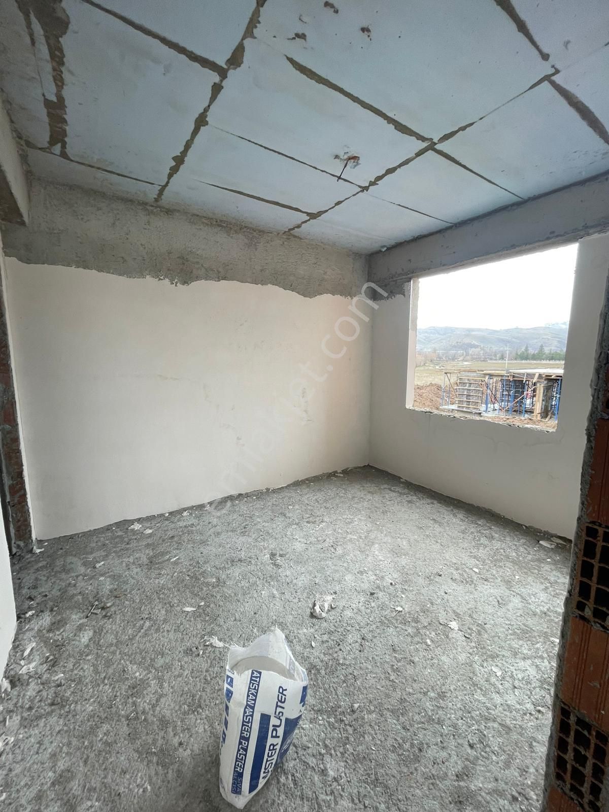 Afyon Üçok Emlaktan Mareşal F Çakmak Mah Satılık 2+1 Sıfır Lüx Ebebeyn Banyolu Daire - Görsel 11