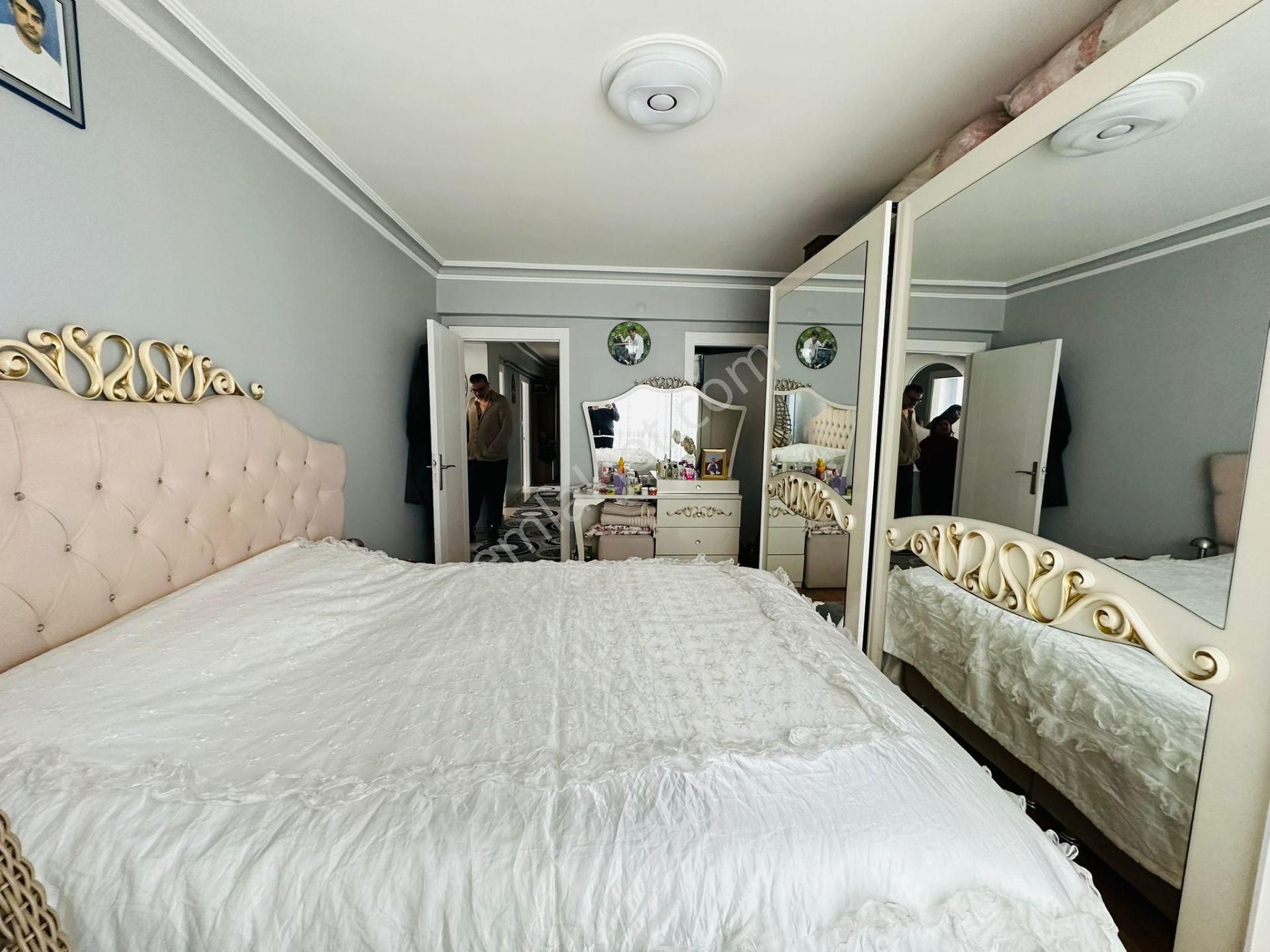 Bostancık Caddesi Dibi Asansörlü Full Yapılı 3+1 Katta Satılık Daire !! - Görsel 18