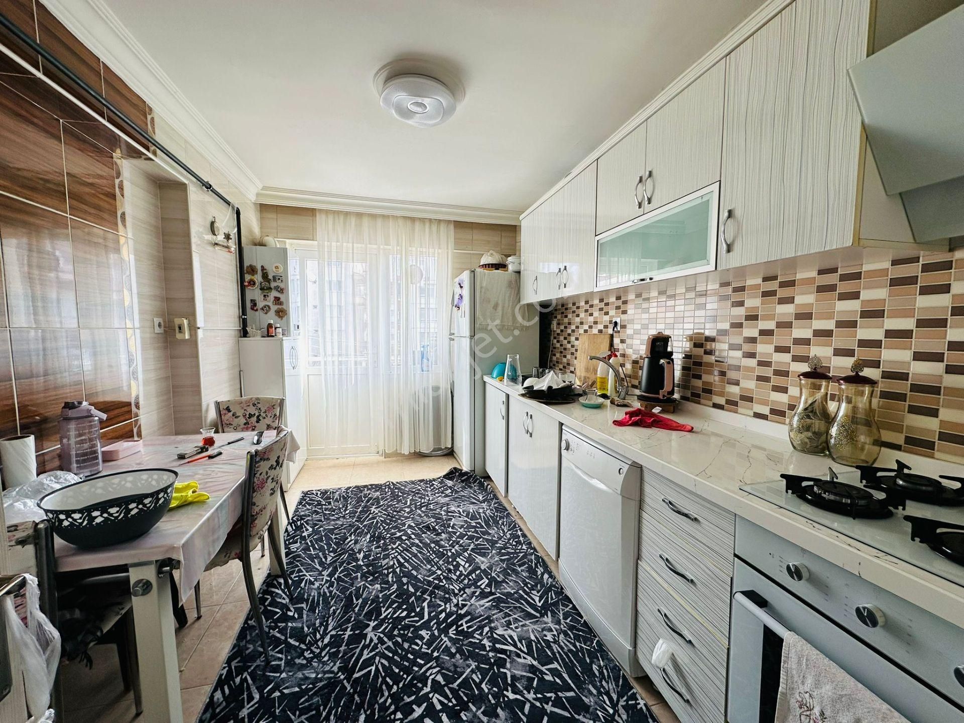 Bostancık Caddesi Dibi Asansörlü Full Yapılı 3+1 Katta Satılık Daire !! - Görsel 11