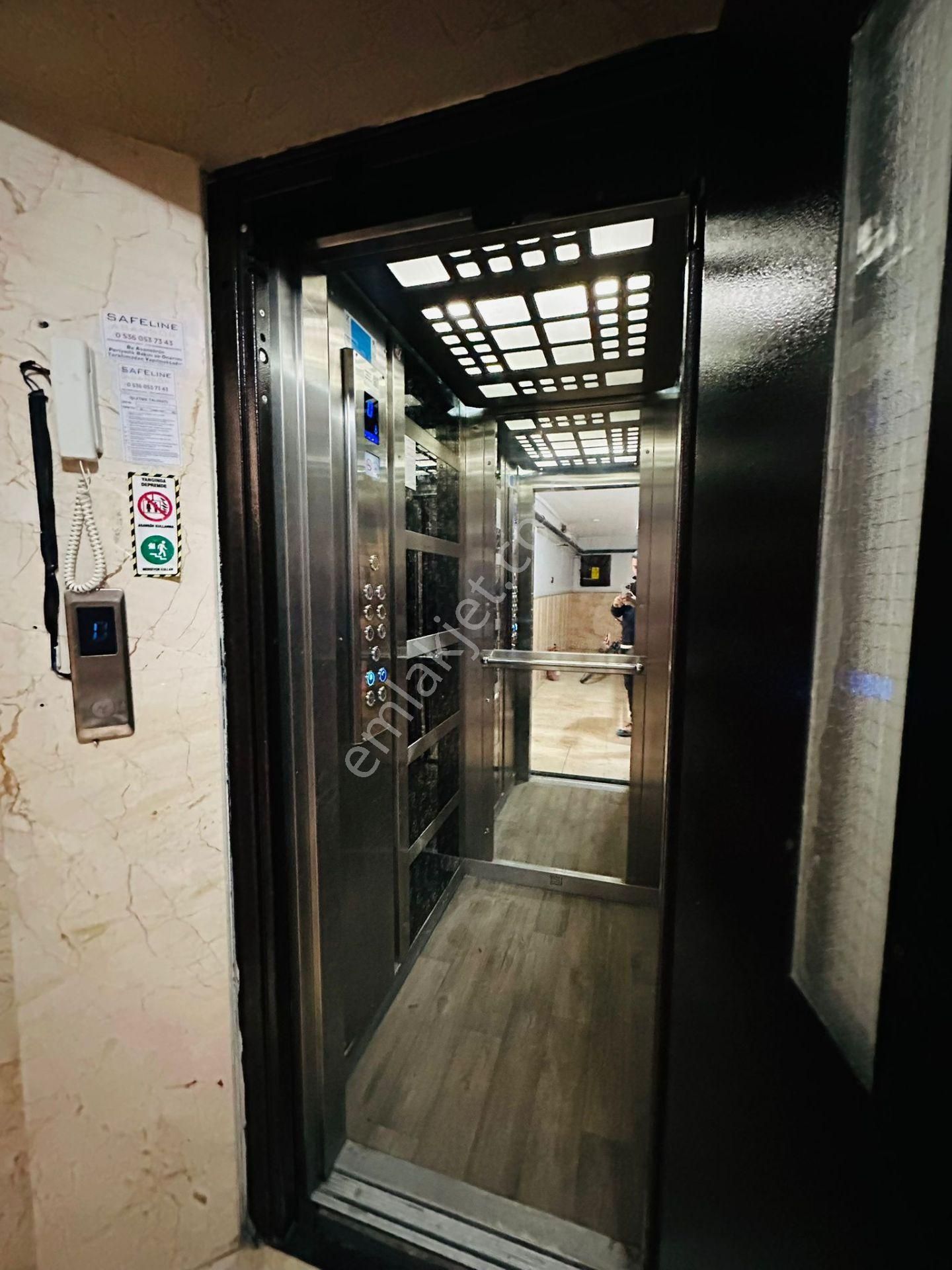 Bostancık Caddesi Dibi Asansörlü Full Yapılı 3+1 Katta Satılık Daire !! - Görsel 26