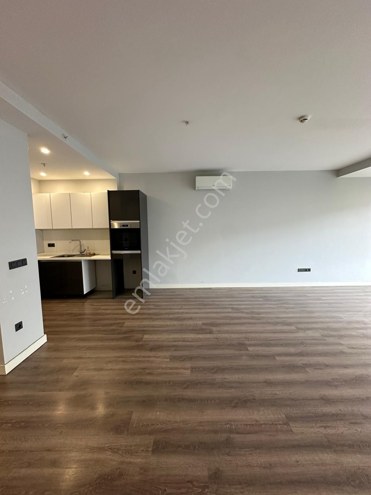 Karat34 Satılık 2+1 Boş Hemen Teslim Önü Açık Ferah - Görsel 3