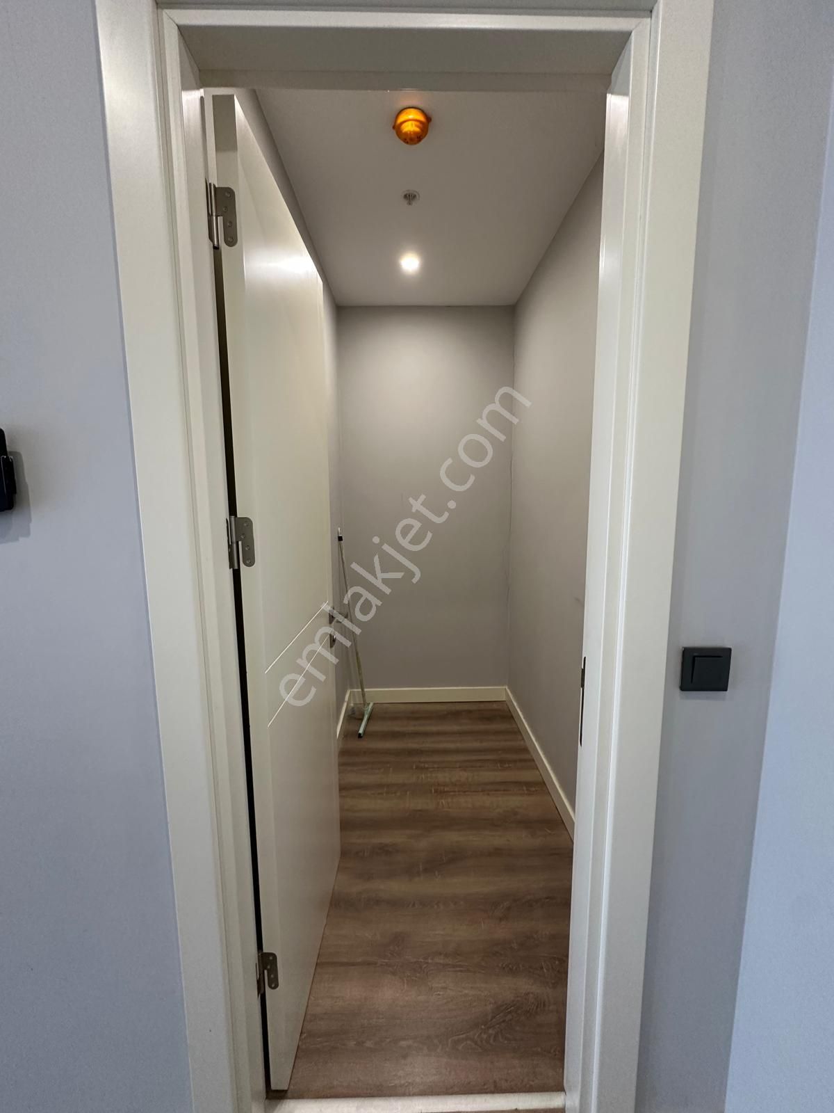 Karat34 Satılık 2+1 Boş Hemen Teslim Önü Açık Ferah - Görsel 10