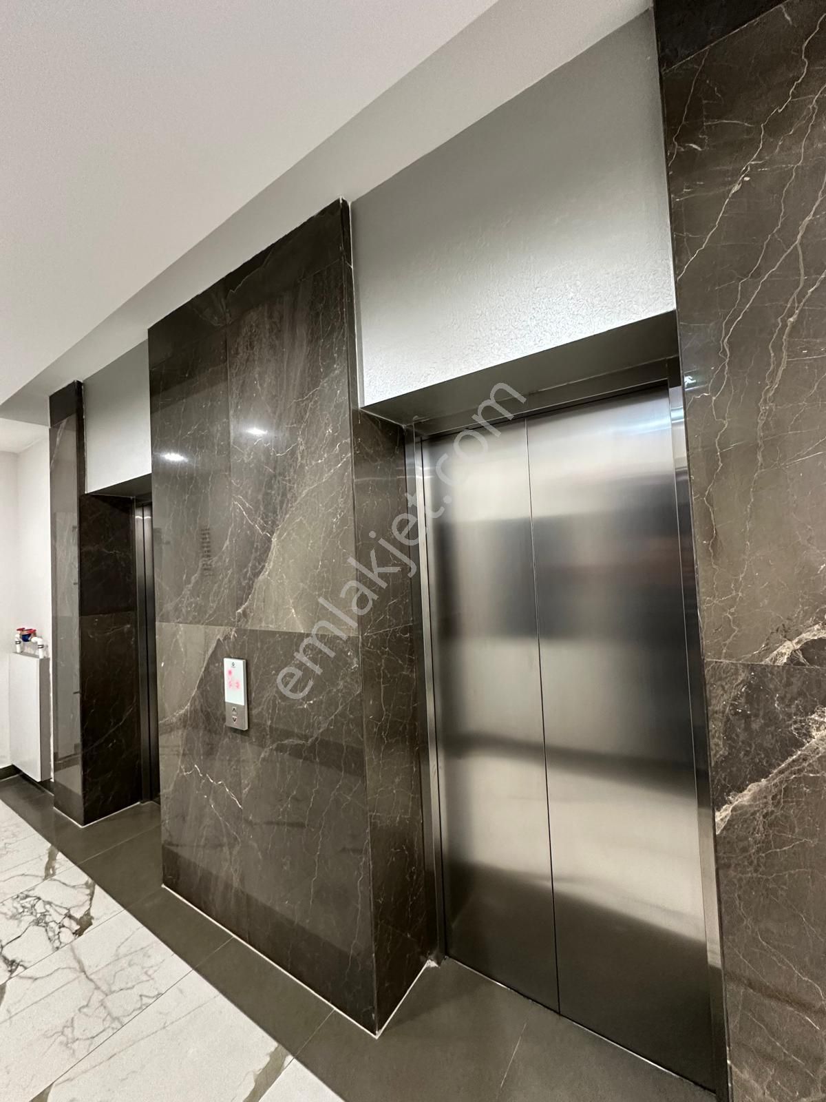 Karat34 Satılık 2+1 Boş Hemen Teslim Önü Açık Ferah - Görsel 15