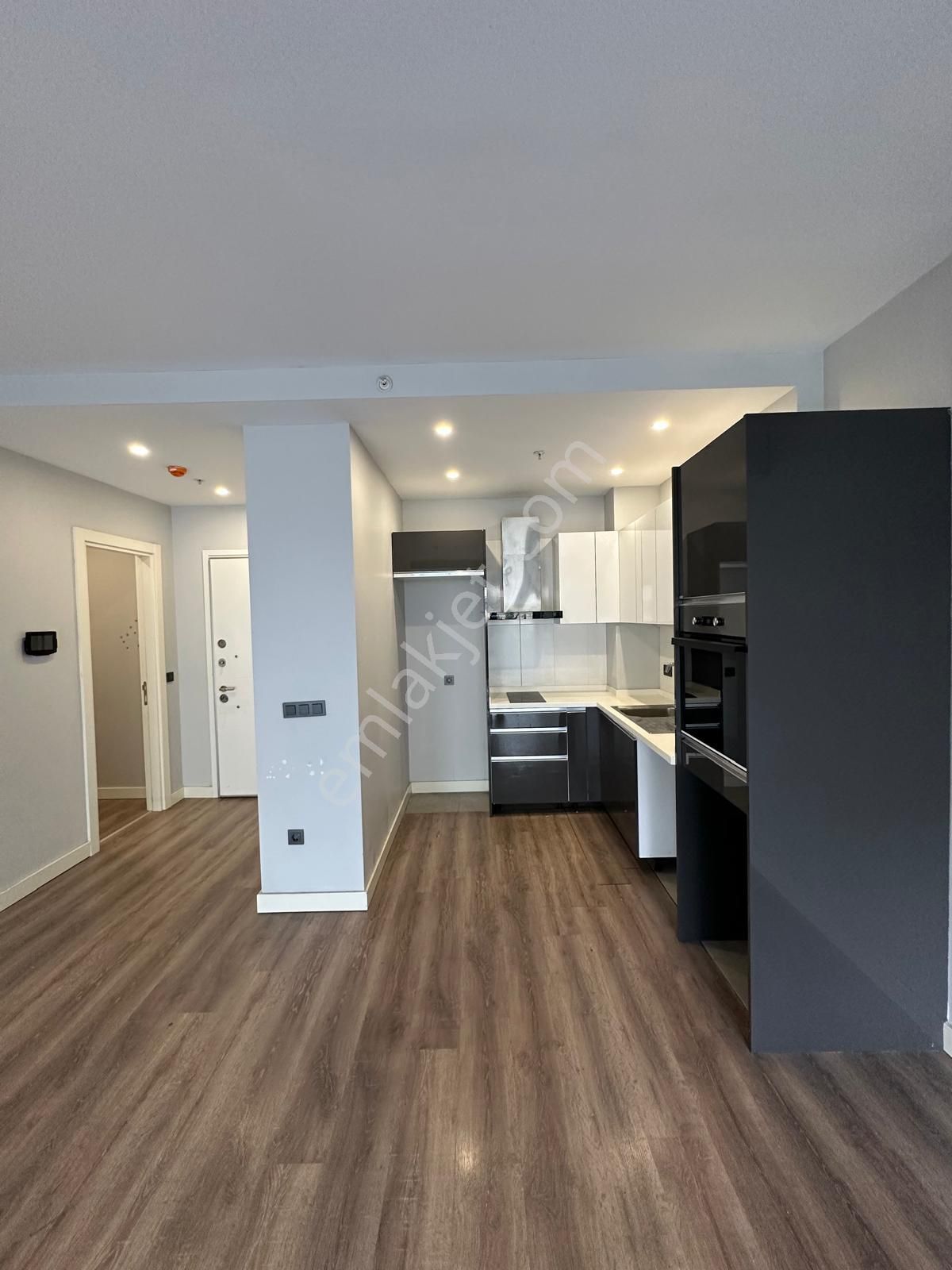 Karat34 Satılık 2+1 Boş Hemen Teslim Önü Açık Ferah - Görsel 2