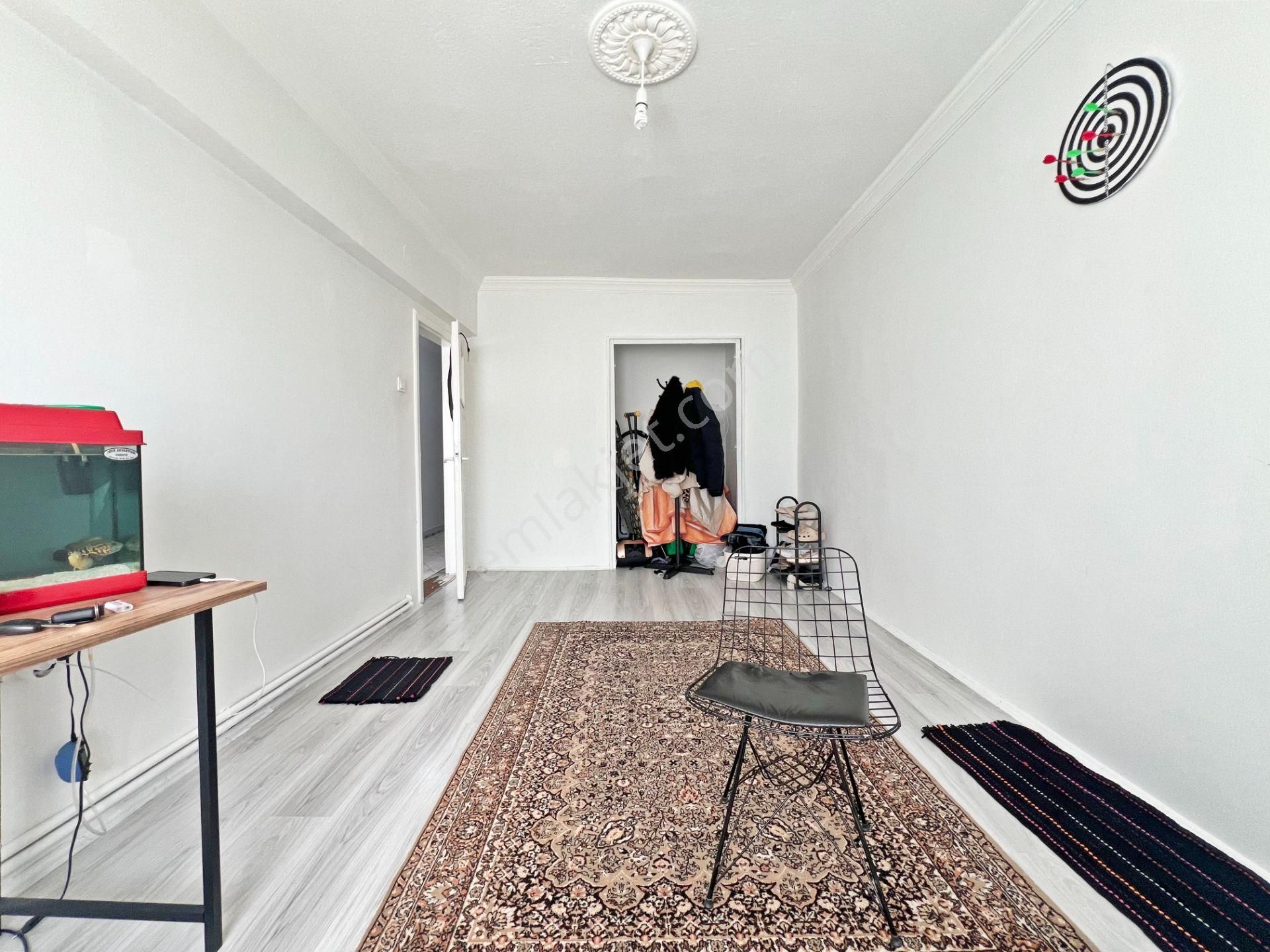 İncirli Refik Saydam Caddesi Yanı Yüksek Giriş 2+1 Bağımsız Salon Balkonlu Satılık Daire - Görsel 6