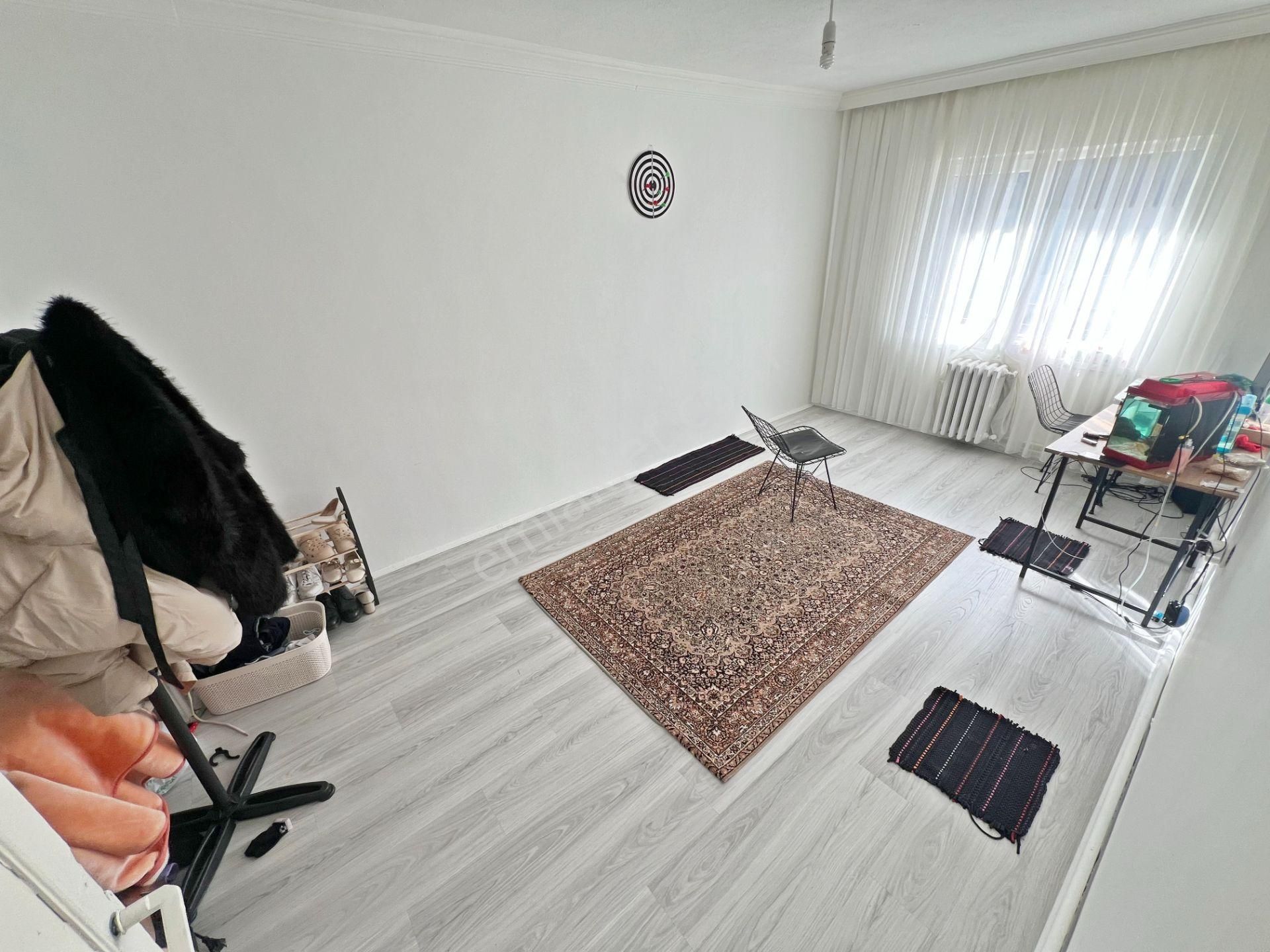 İncirli Refik Saydam Caddesi Yanı Yüksek Giriş 2+1 Bağımsız Salon Balkonlu Satılık Daire - Görsel 2