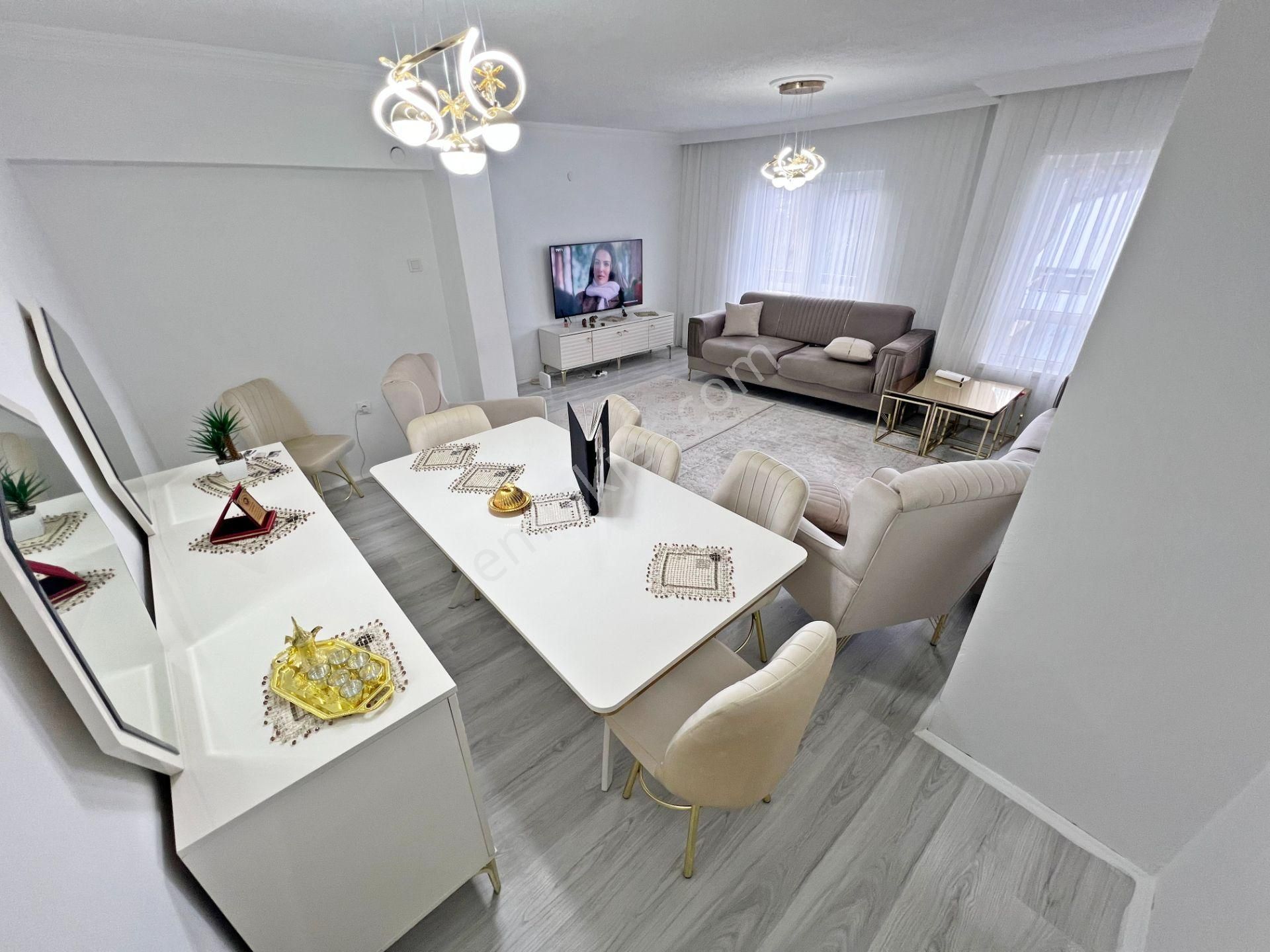 İncirli Refik Saydam Caddesi Yanı Yüksek Giriş 2+1 Bağımsız Salon Balkonlu Satılık Daire - Görsel 13