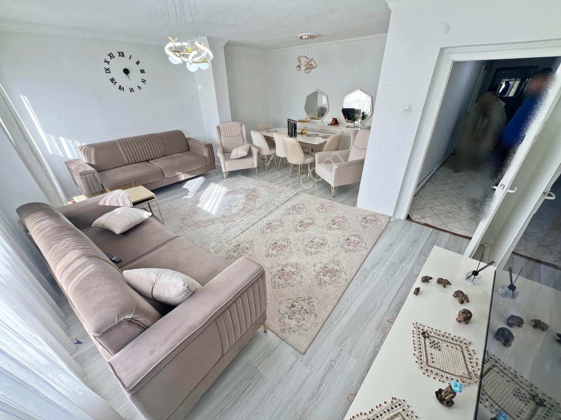 İncirli Refik Saydam Caddesi Yanı Yüksek Giriş 2+1 Bağımsız Salon Balkonlu Satılık Daire - Görsel 9