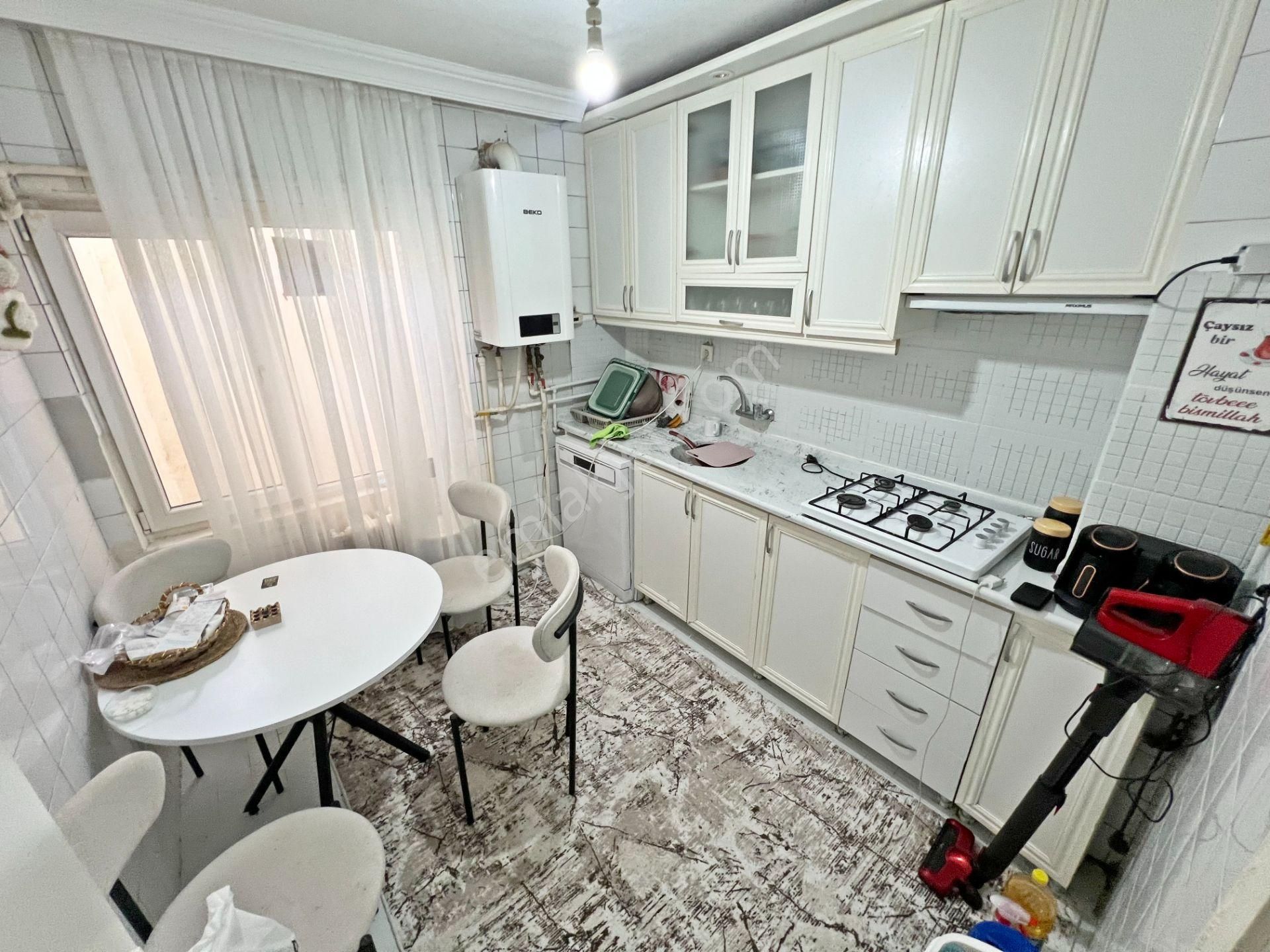 İncirli Refik Saydam Caddesi Yanı Yüksek Giriş 2+1 Bağımsız Salon Balkonlu Satılık Daire - Görsel 23