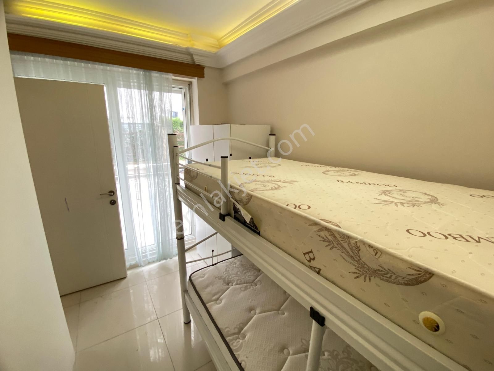 Ata'dan Siteler Denize 50 M Giriş Kat Eşyalı 2 Oda 1 Salon Daire - Görsel 5