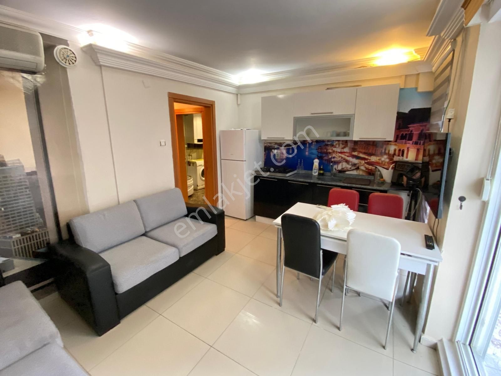 Ata'dan Siteler Denize 50 M Giriş Kat Eşyalı 2 Oda 1 Salon Daire - Görsel 2