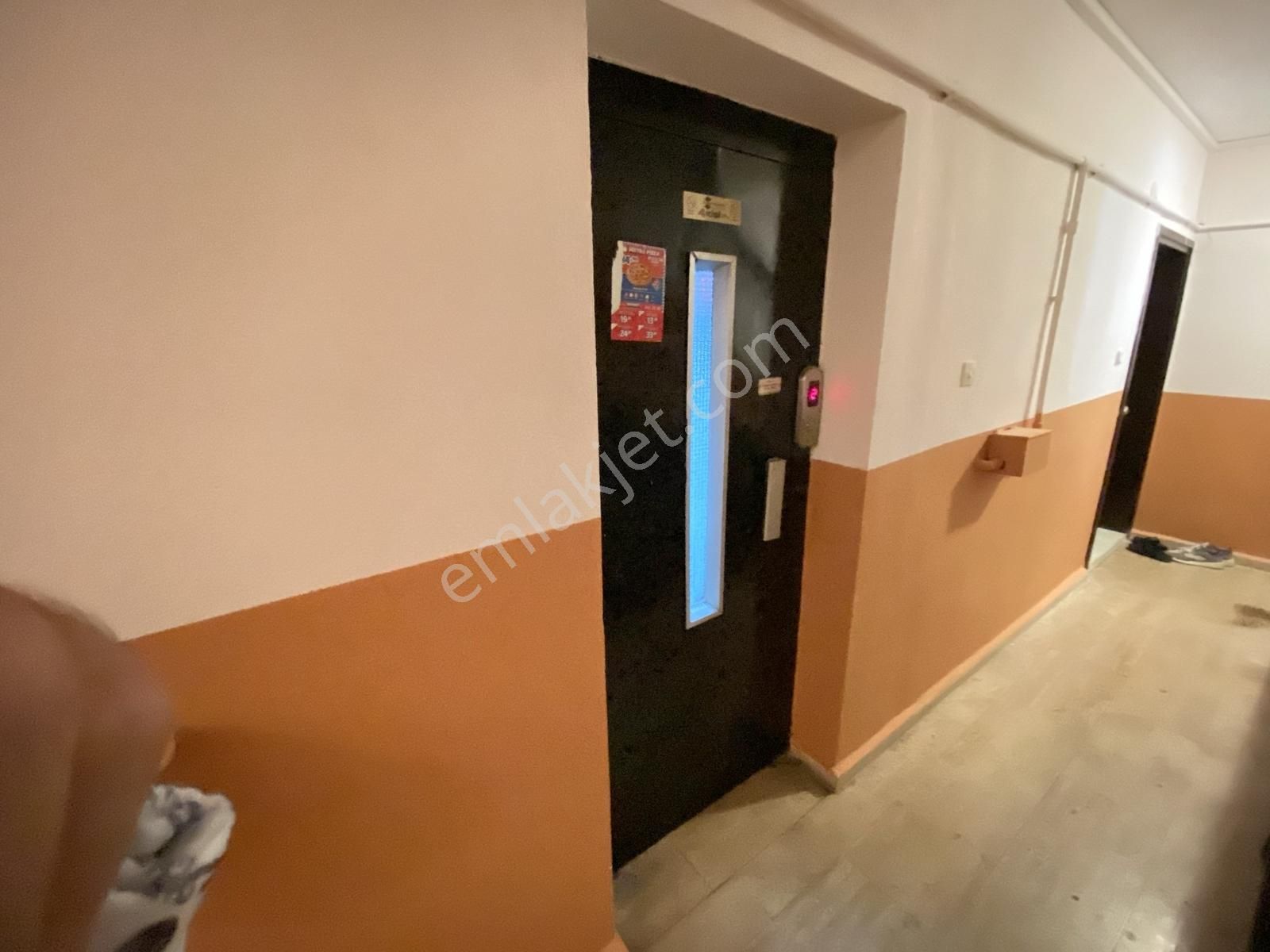 Ata'dan Siteler Denize 50 M Giriş Kat Eşyalı 2 Oda 1 Salon Daire - Görsel 3