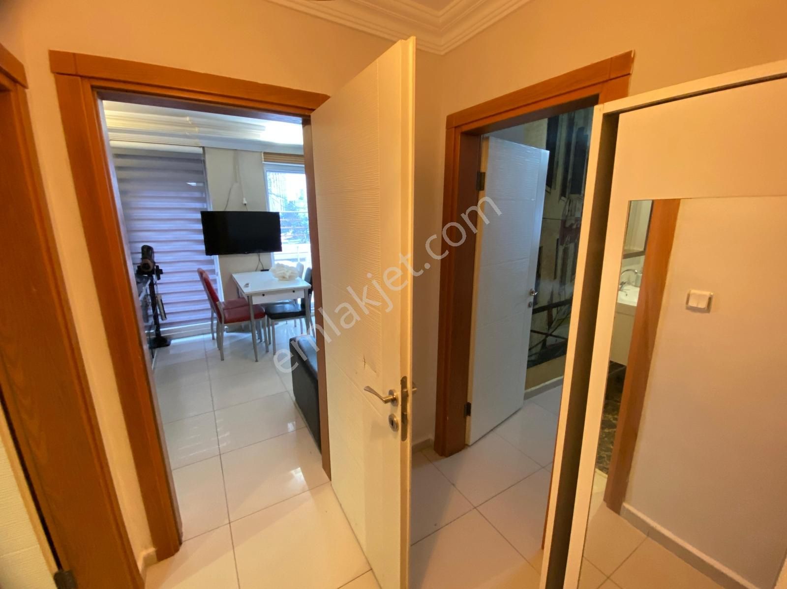 Ata'dan Siteler Denize 50 M Giriş Kat Eşyalı 2 Oda 1 Salon Daire - Görsel 6