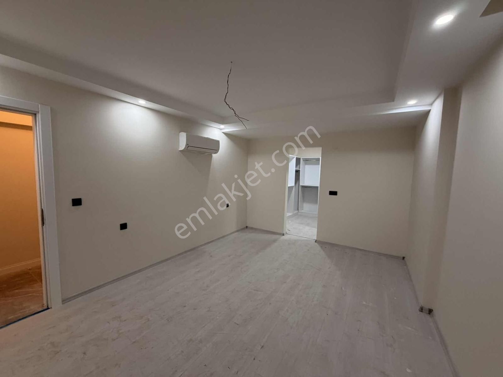 Uygan'dan Torbalı Mah. 3+1 135m² Giyinme Odalı Lüx İzban Dibi - Görsel 16