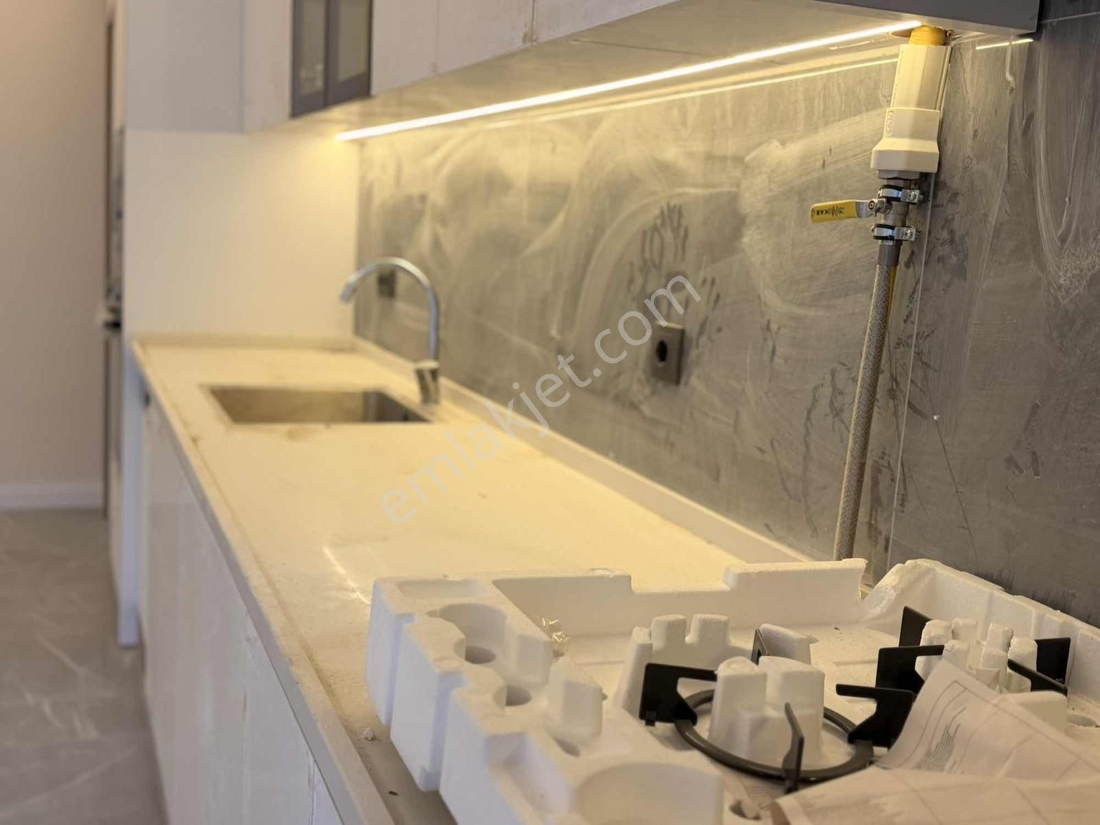 Uygan'dan Torbalı Mah. 3+1 135m² Giyinme Odalı Lüx İzban Dibi - Görsel 20