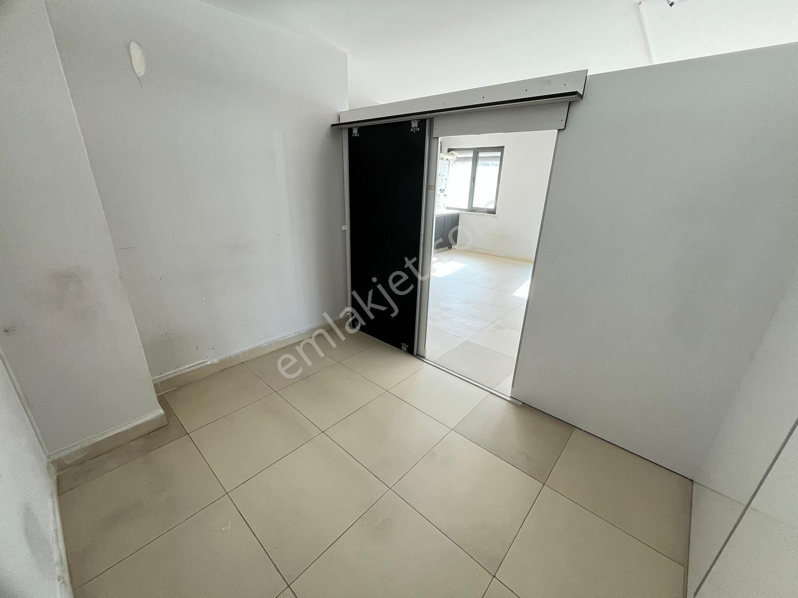 Turyap'tan Yaşamkent'te Cadde Üzeri Köşe Başı Kiralık Ofis Katı - Görsel 18