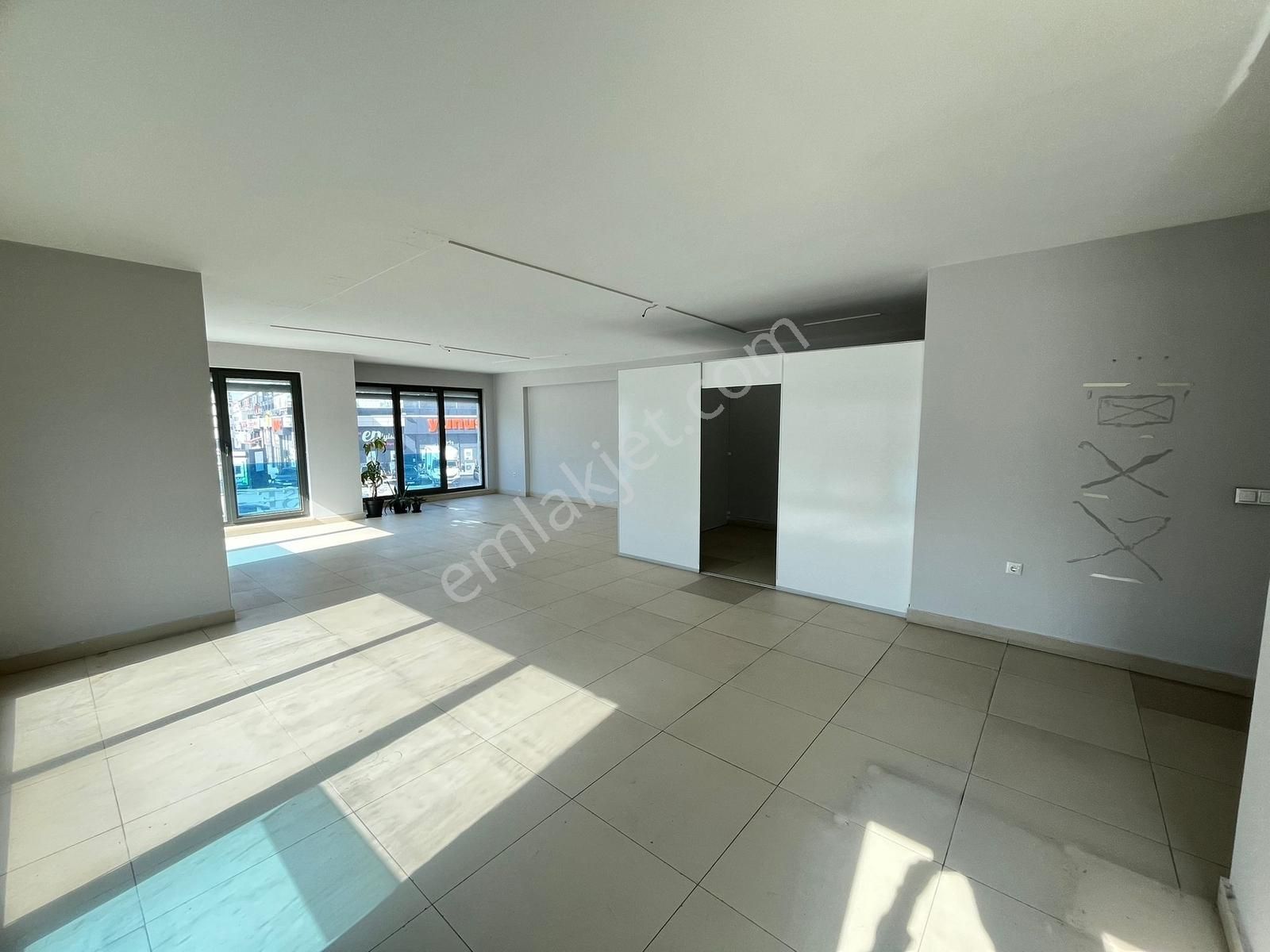 Turyap'tan Yaşamkent'te Cadde Üzeri Köşe Başı Kiralık Ofis Katı - Görsel 11