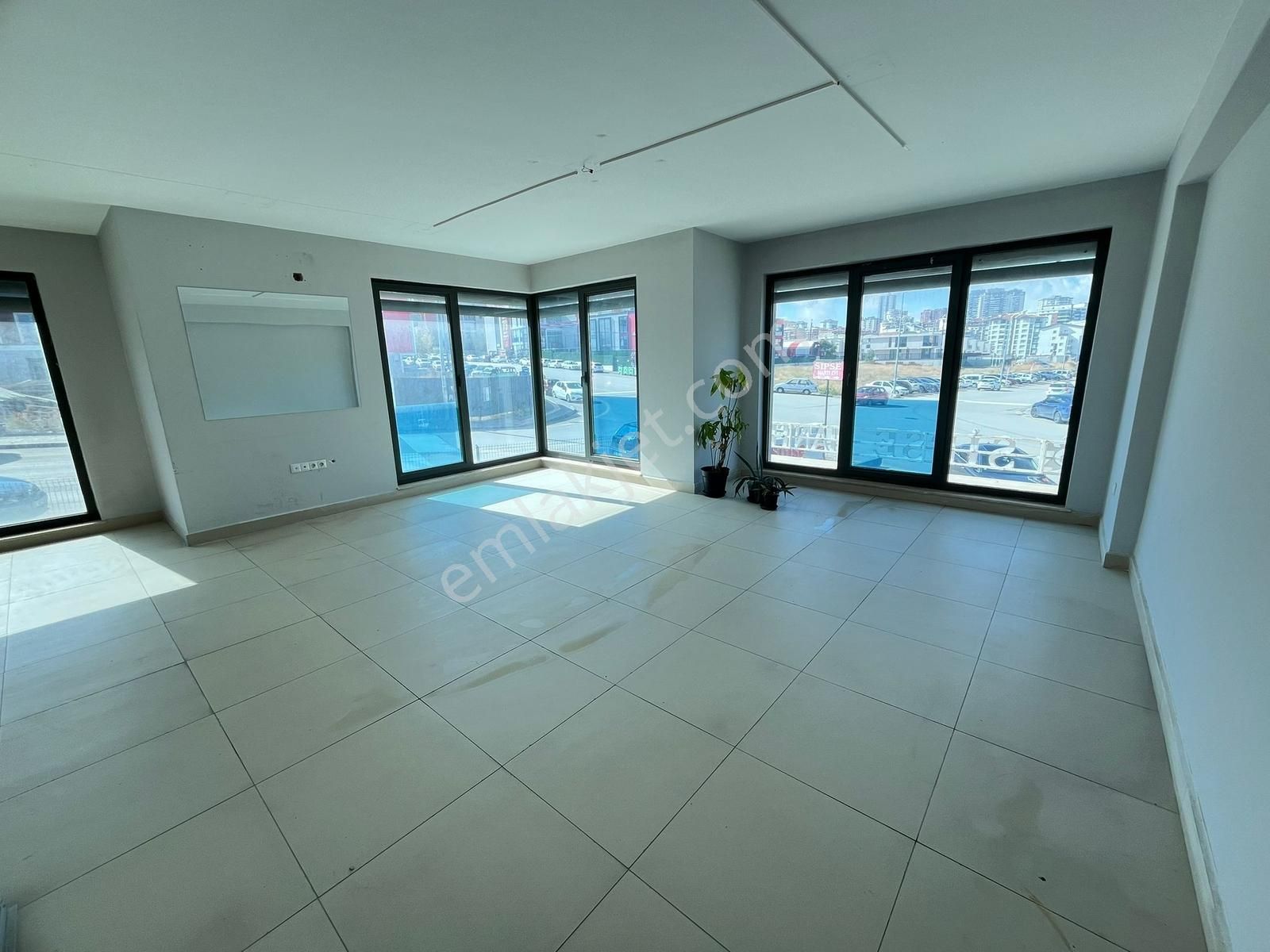 Turyap'tan Yaşamkent'te Cadde Üzeri Köşe Başı Kiralık Ofis Katı - Görsel 6