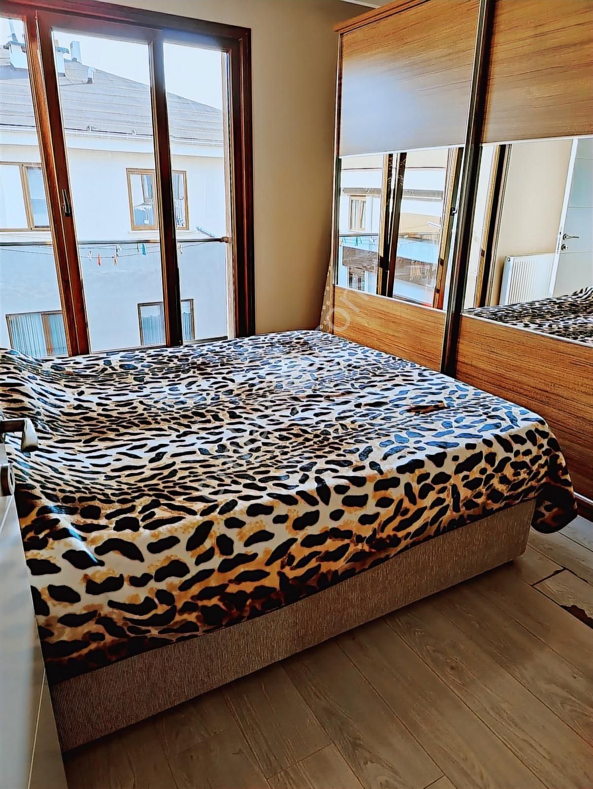 Zuhuratbaba'da Ebeveyn Banyolu 3+1ferah Daire !!! - Görsel 8