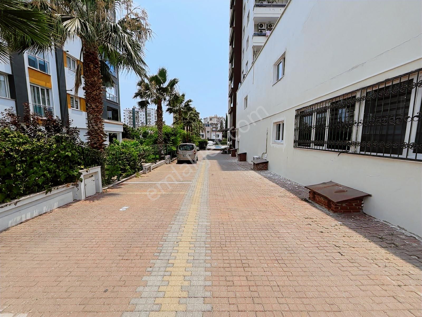 Aileler İçin İdeal! Ultra Geniş 3+1 Satılık Daire - Görsel 16