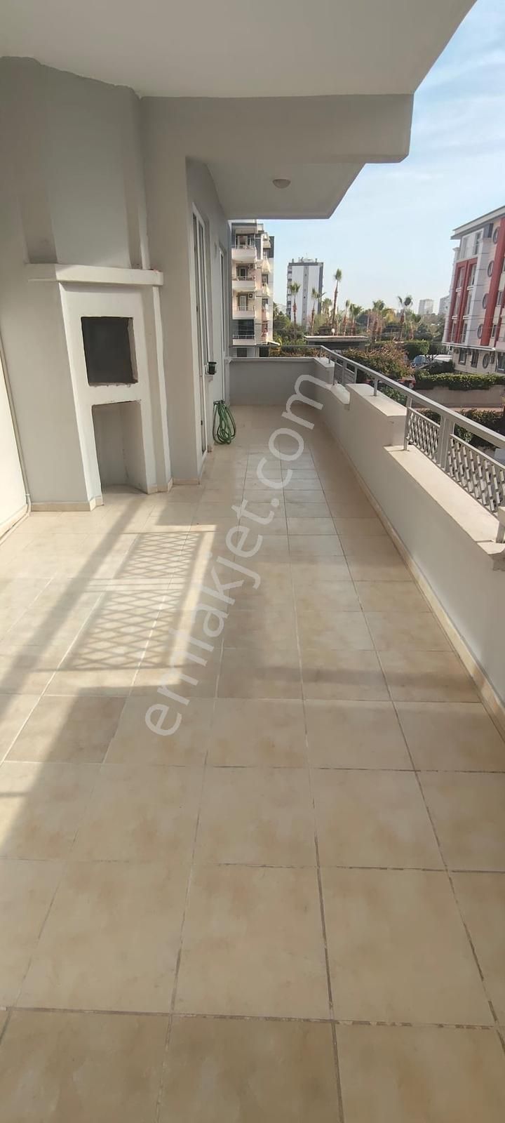 Mezitli Menderes'te Site İçerisinde Doğalgazlı Satılık 3+1 Daire - Görsel 13