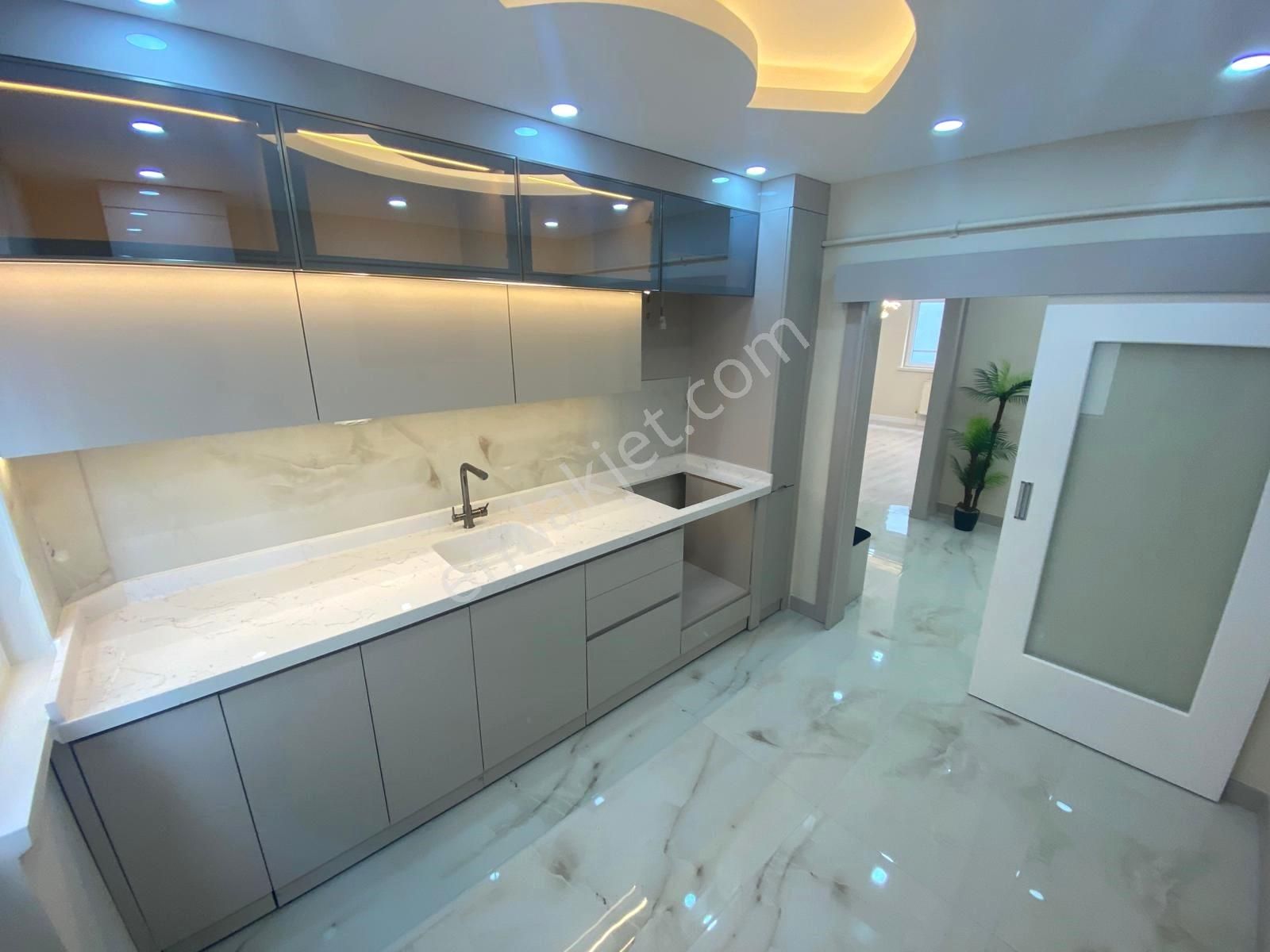 Sincan Mareşal Çakmak Mah'de 3+1 Ara Kat Full Yapılı Daire - Görsel 10