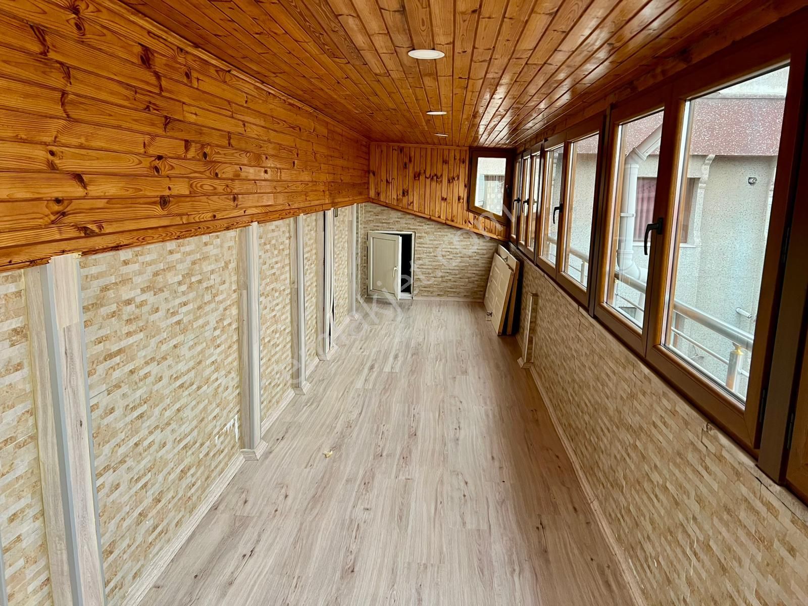 Pegaas'tan Üniversite Mah Metrobüse 3dk 4+1 Satılık Dublex Daire - Görsel 31